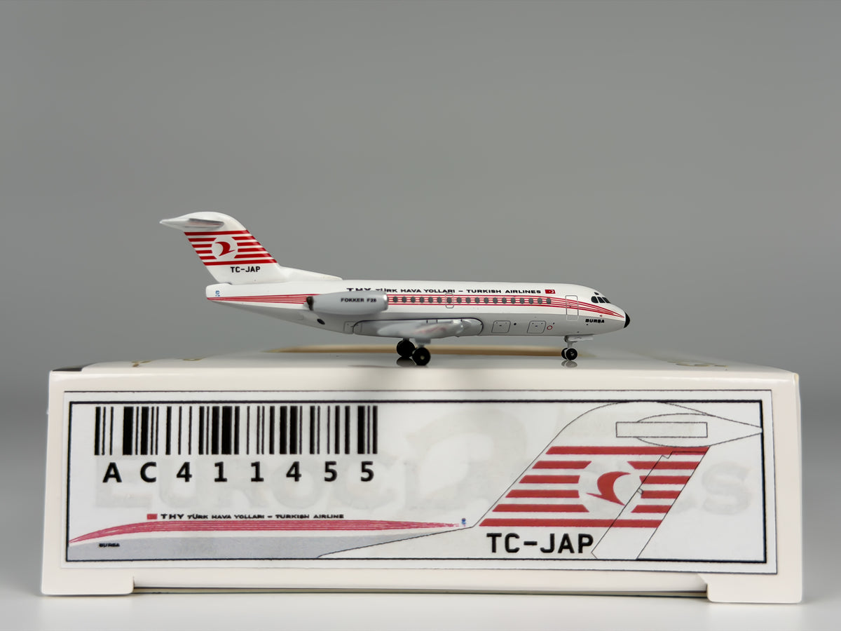 Turkish Airlines Fokker F-28 1:400 Aeroclassics TC-JAP (AC411455)