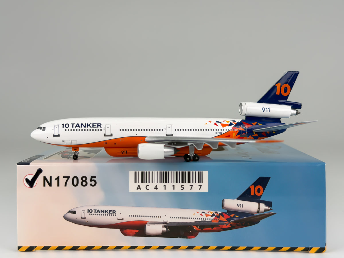 10 Tanker Air Carrier McDonnell Douglas DC-10-30 1:400 Aeroclassics N17085 (AC411577)