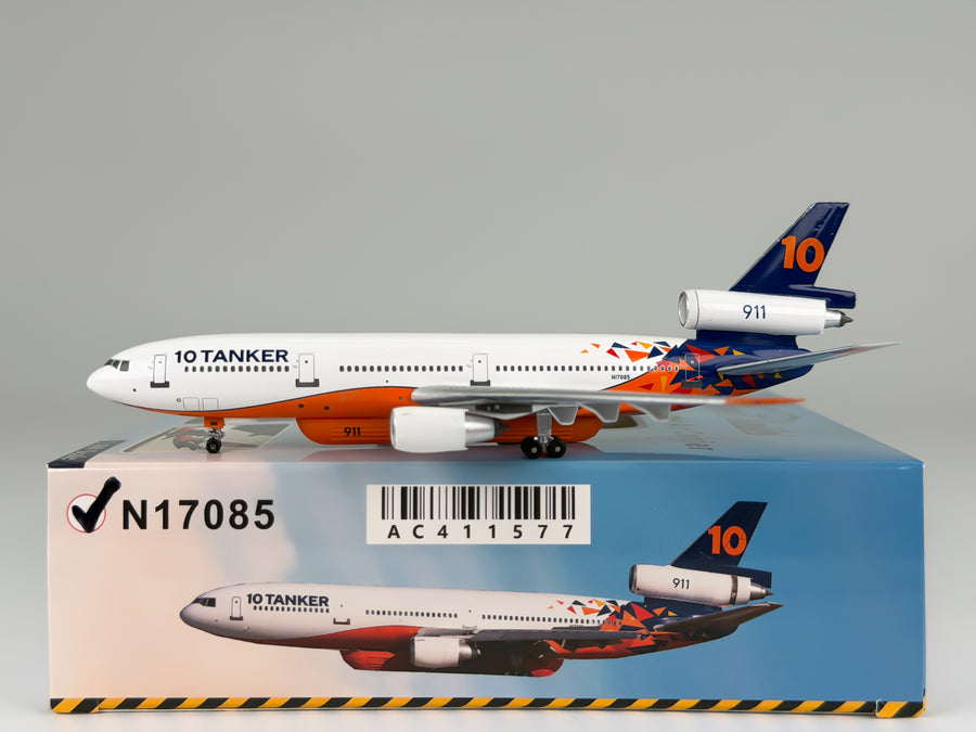 10 Tanker Air Carrier McDonnell Douglas DC-10-30 1:400 Aeroclassics N17085 (AC411577)