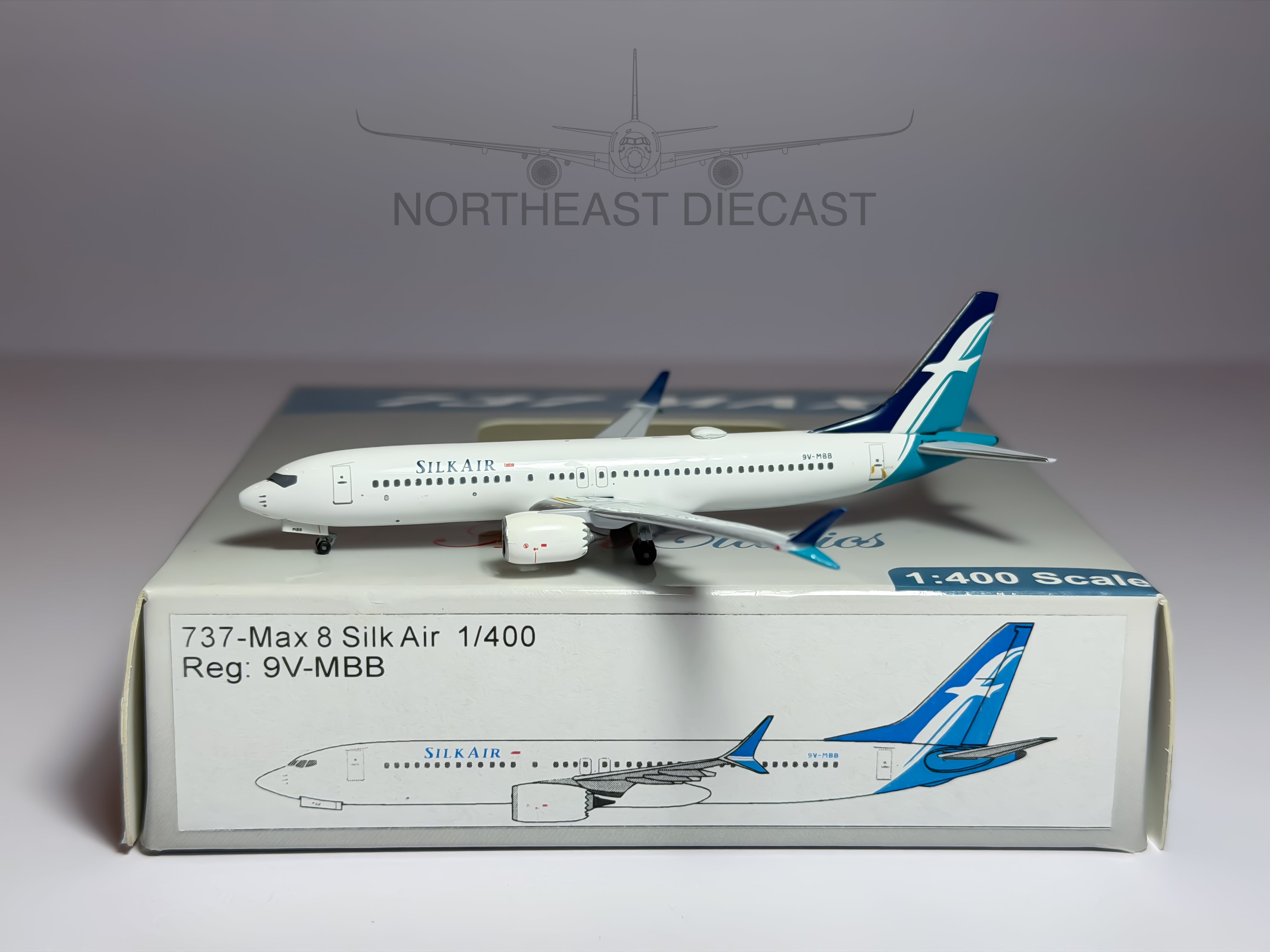 SilkAir Boeing 737 MAX 8 1:400 Aeroclassics 9V-MBB (AC419307)