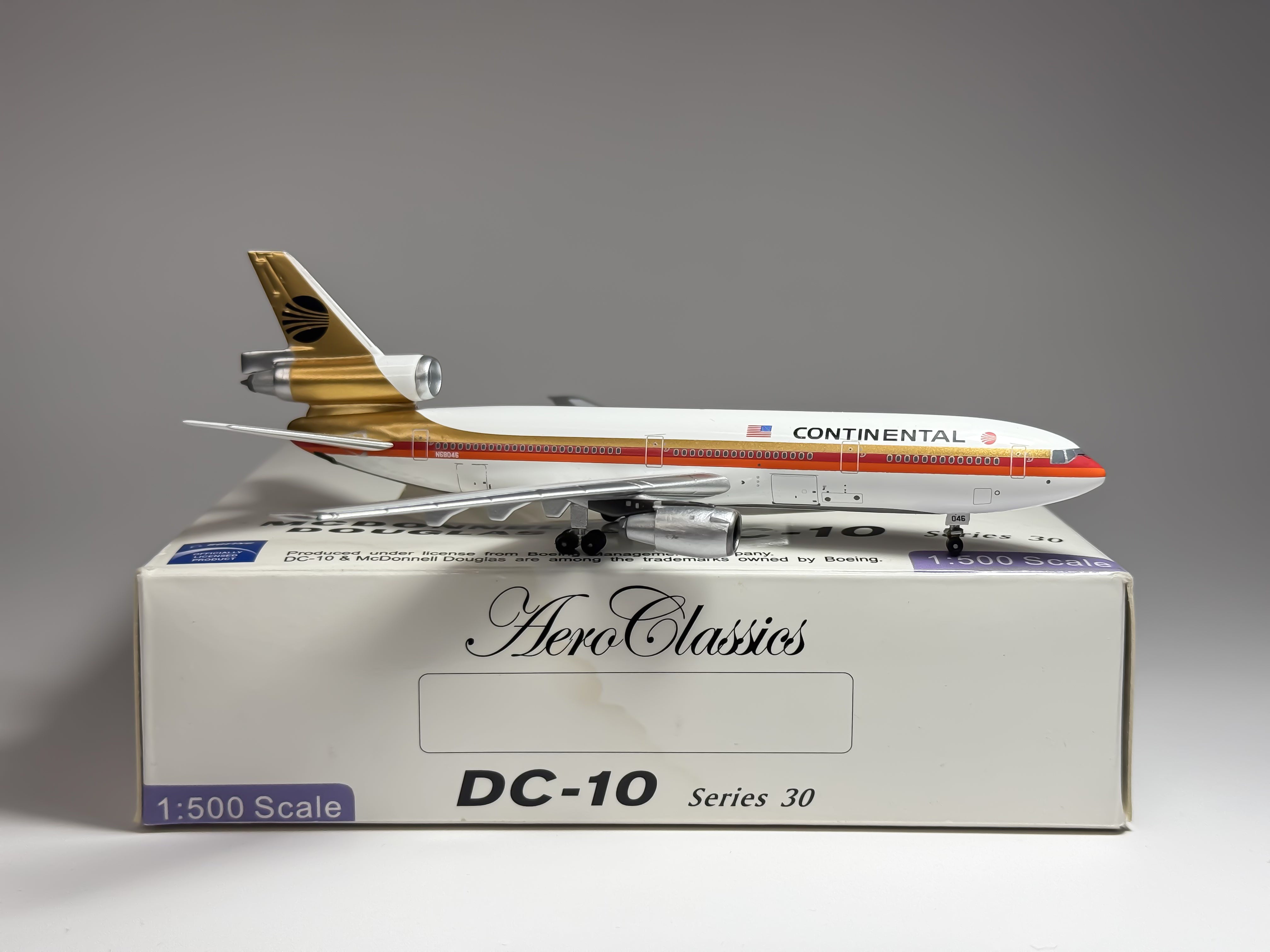 Continental Airlines McDonnell Douglas DC-10-10 1:400 Aeroclassics N68046 (AC419339)
