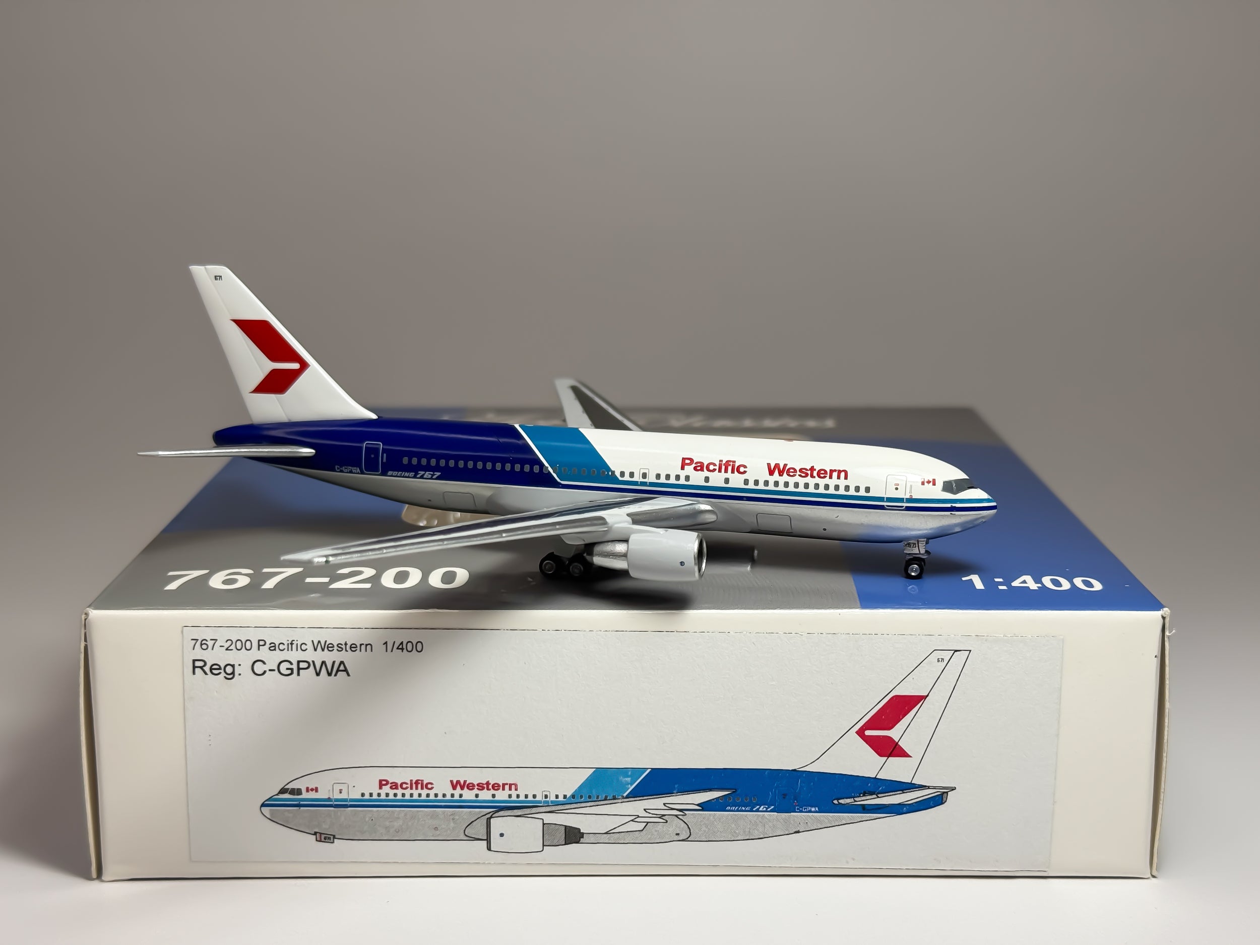 Pacific Western Airlines Boeing 767-200 1:400 Aeroclassics C-GPWA (AC419401)