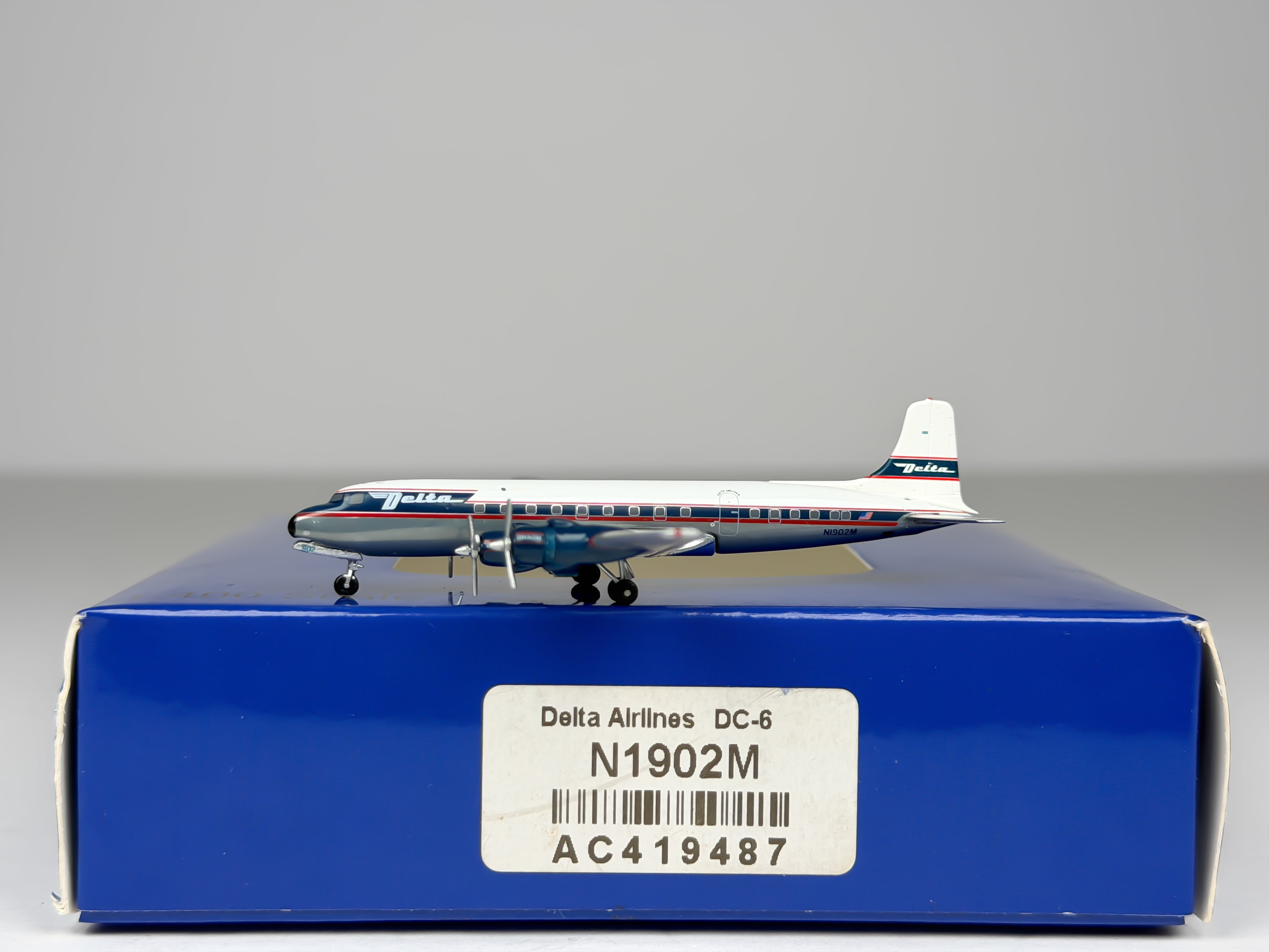 Douglas DC-6 Diecast Aircraft Models · Northeast Diecast