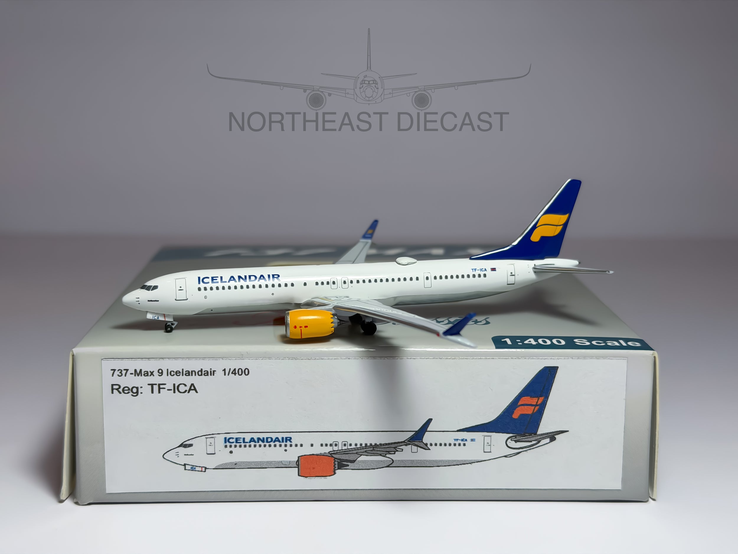 Icelandair Boeing 737 MAX 9 1:400 Aeroclassics TF-ICA (AC419608)
