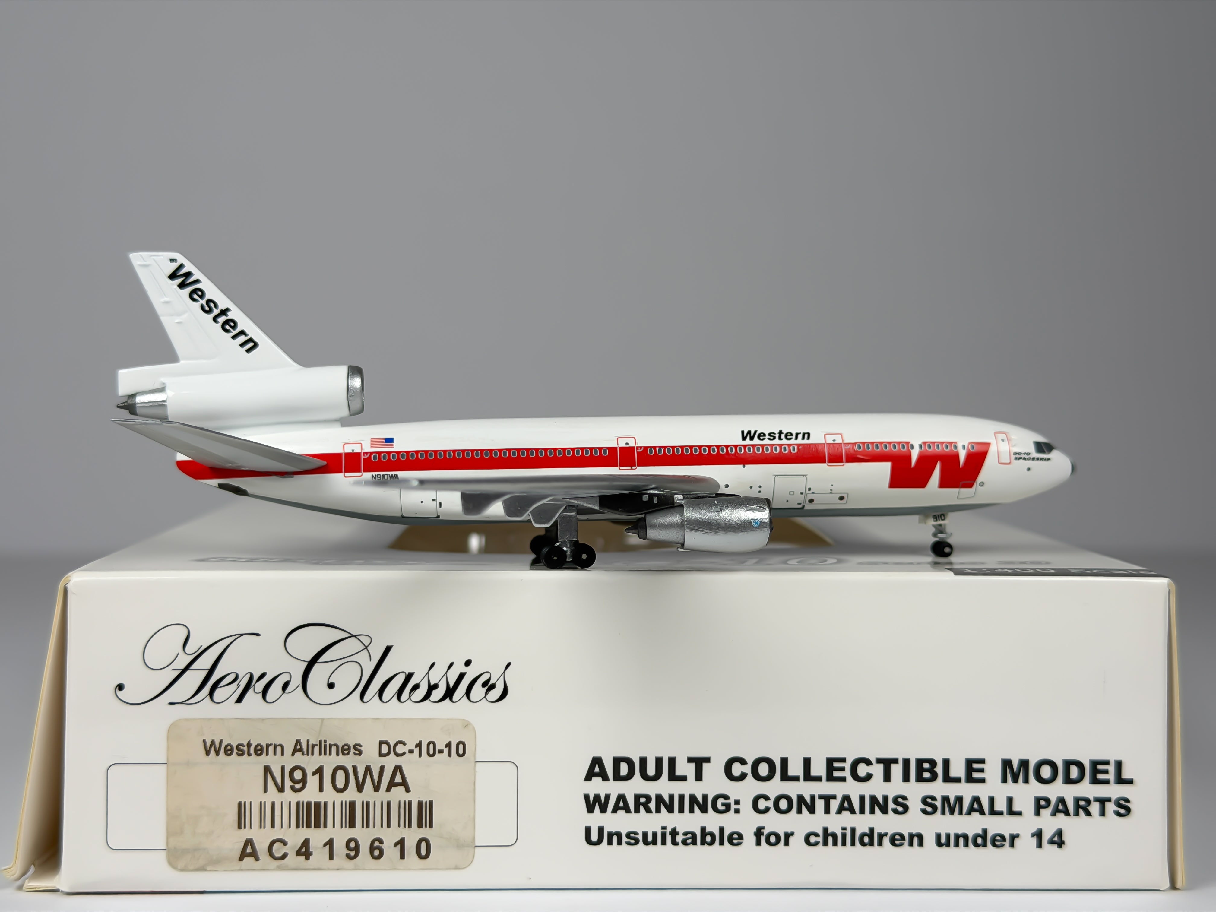 Western Airlines McDonnell Douglas DC-10-10 1:400 Aeroclassics N910WA (AC419610)