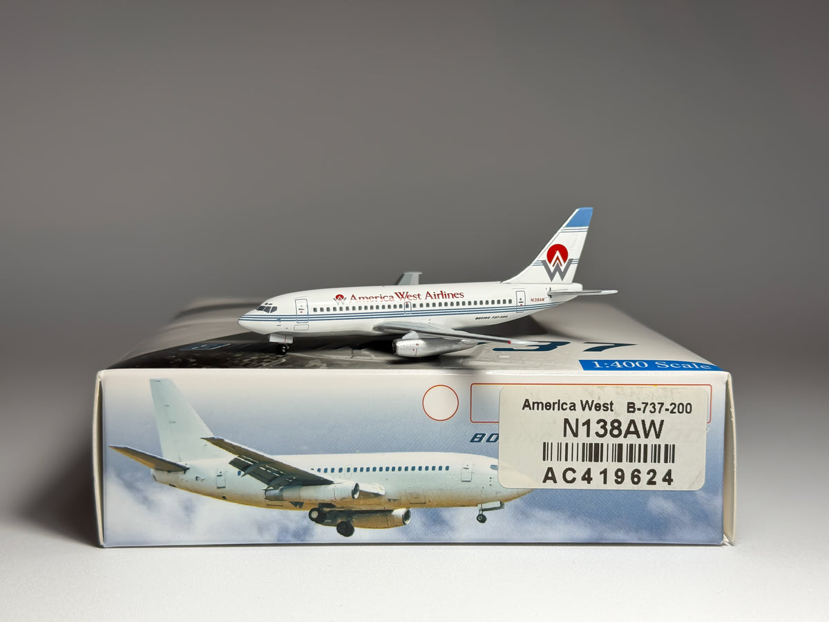 America West Boeing 737-200 1:400 Aeroclassics N138AW (AC419624A)