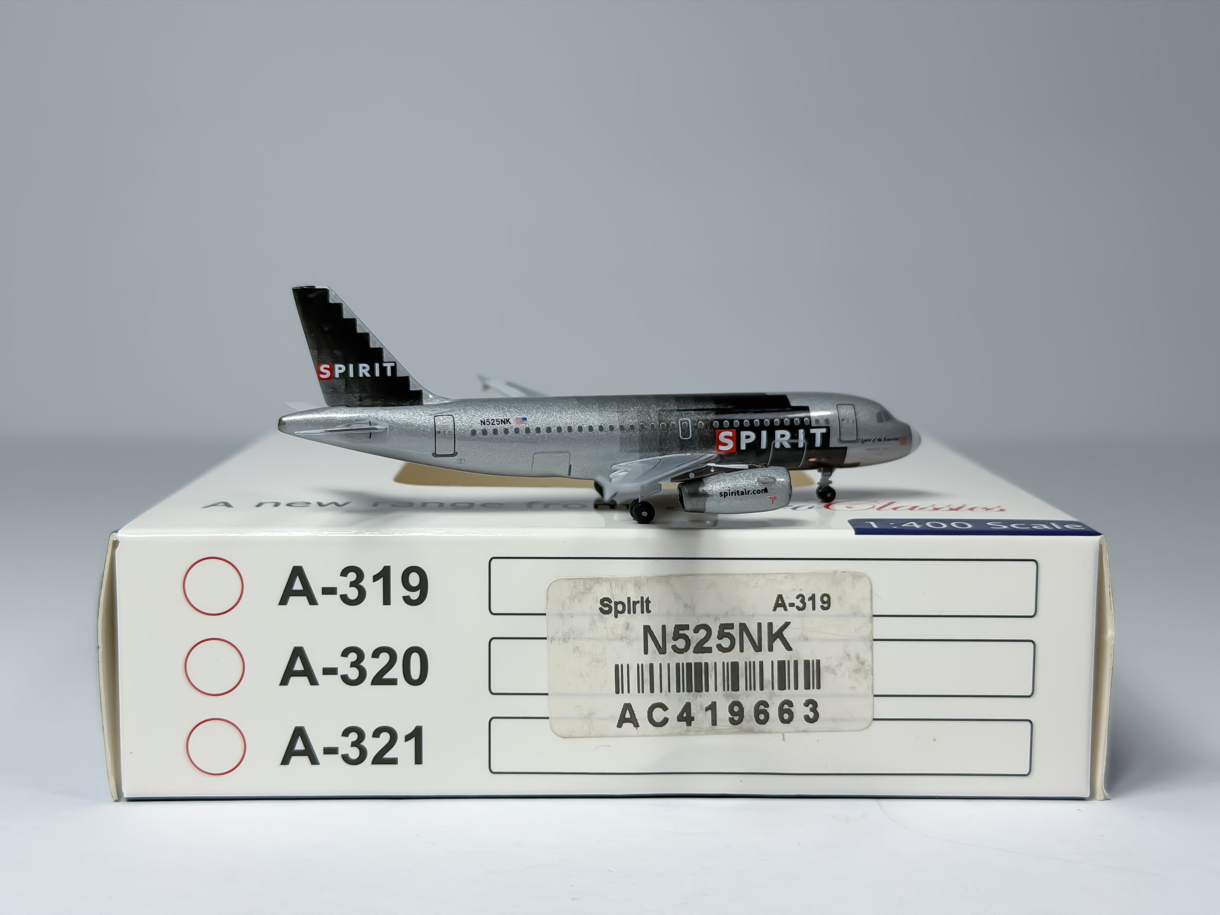 Spirit Airlines Airbus A319 1:400 Aeroclassics N525NK (AC419663)