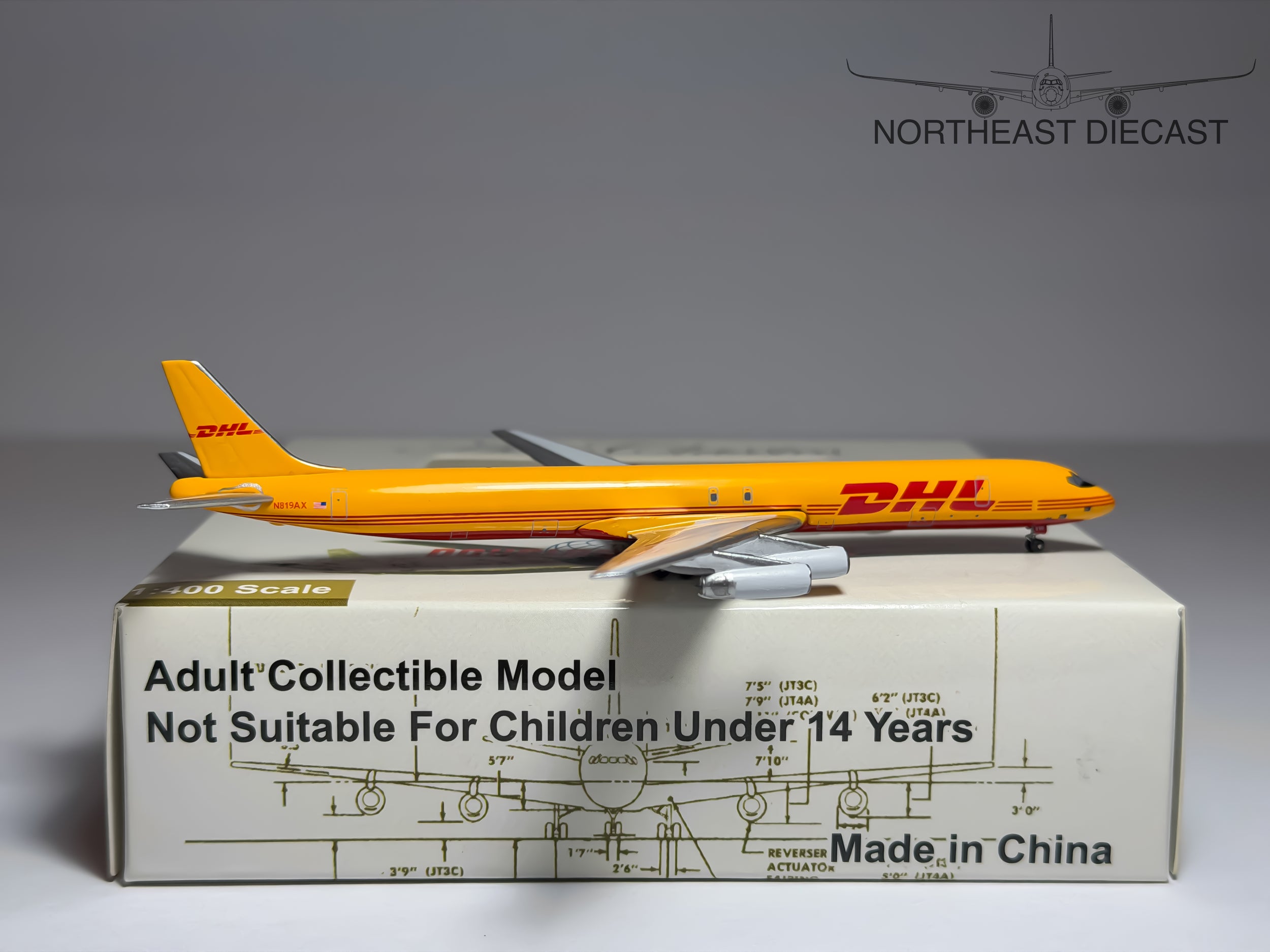 DHL Douglas DC-8-63F 1:400 Aeroclassics N819AX (AC419747)