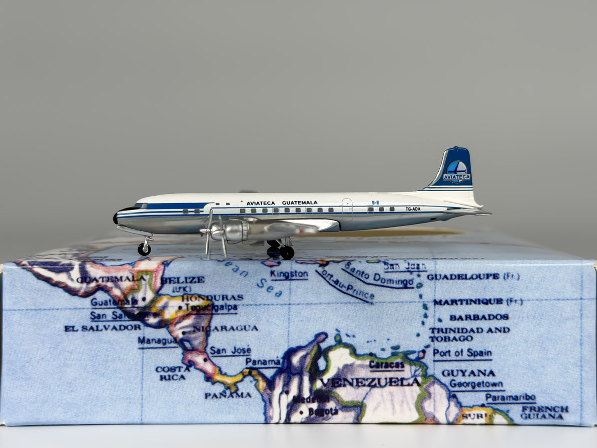 Aviateca Douglas DC-6 1:400 Aeroclassics TG-ADA (AC419824)