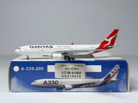 Qantas Airways Airbus A330-200 1:400 Aeroclassics VH-EBN (AC419828)