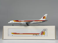 Iberia Airlines Boeing 757-200 1:400 Aeroclassics EC-FYM (AC419896)