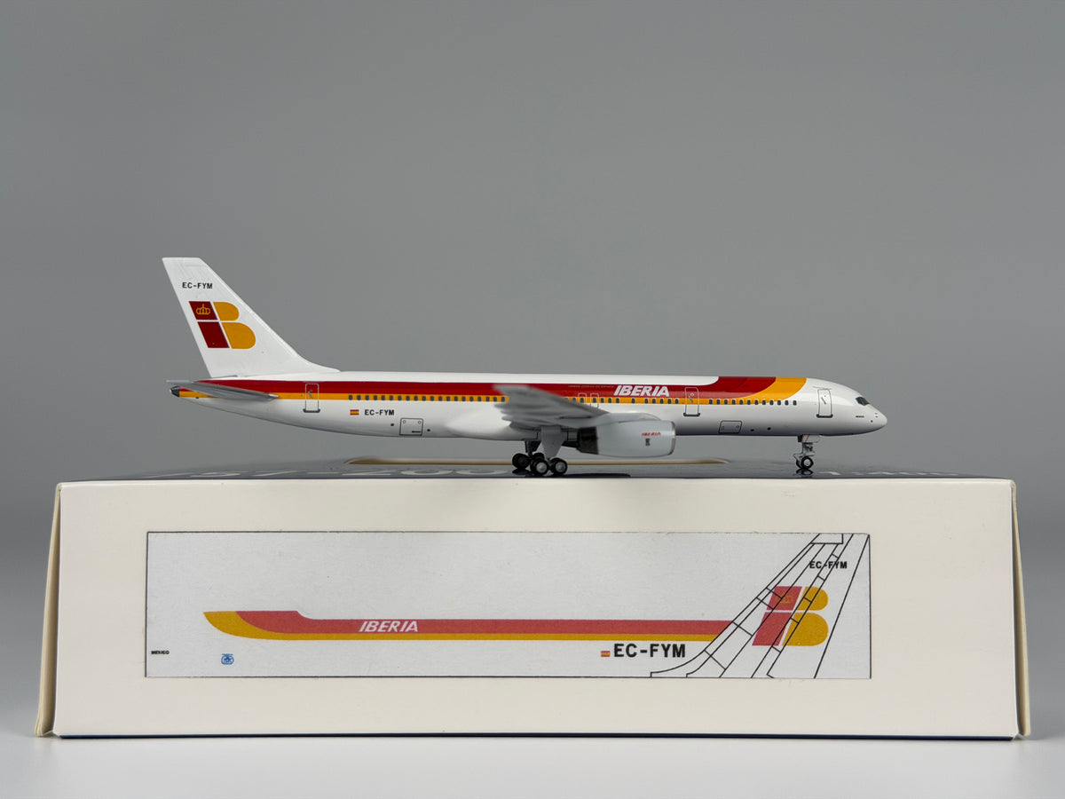 Iberia Airlines Boeing 757-200 1:400 Aeroclassics EC-FYM (AC419896)