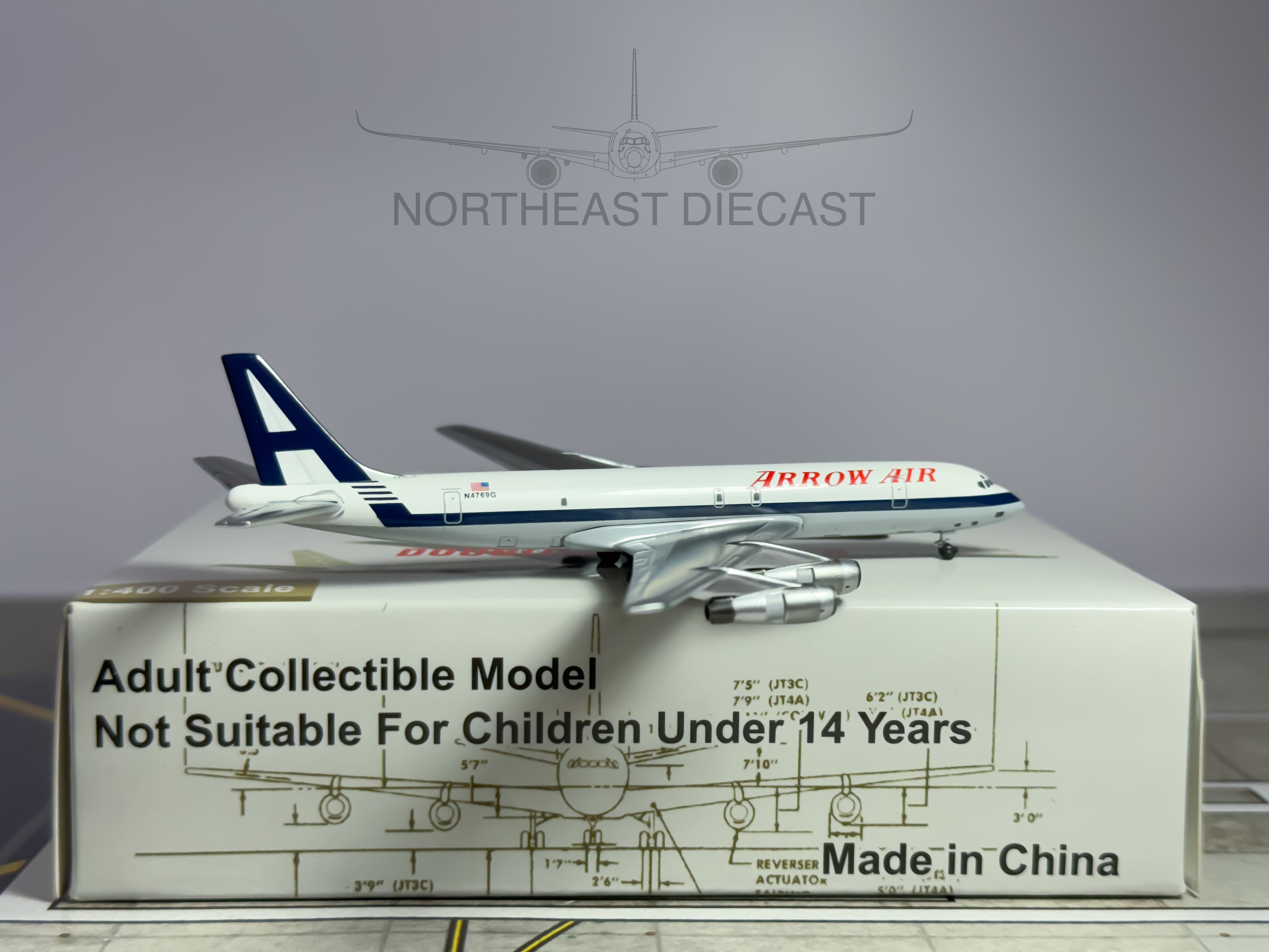 Arrow Air Douglas DC-8-50F 1:400 Aeroclassics N4769G (AC419933)