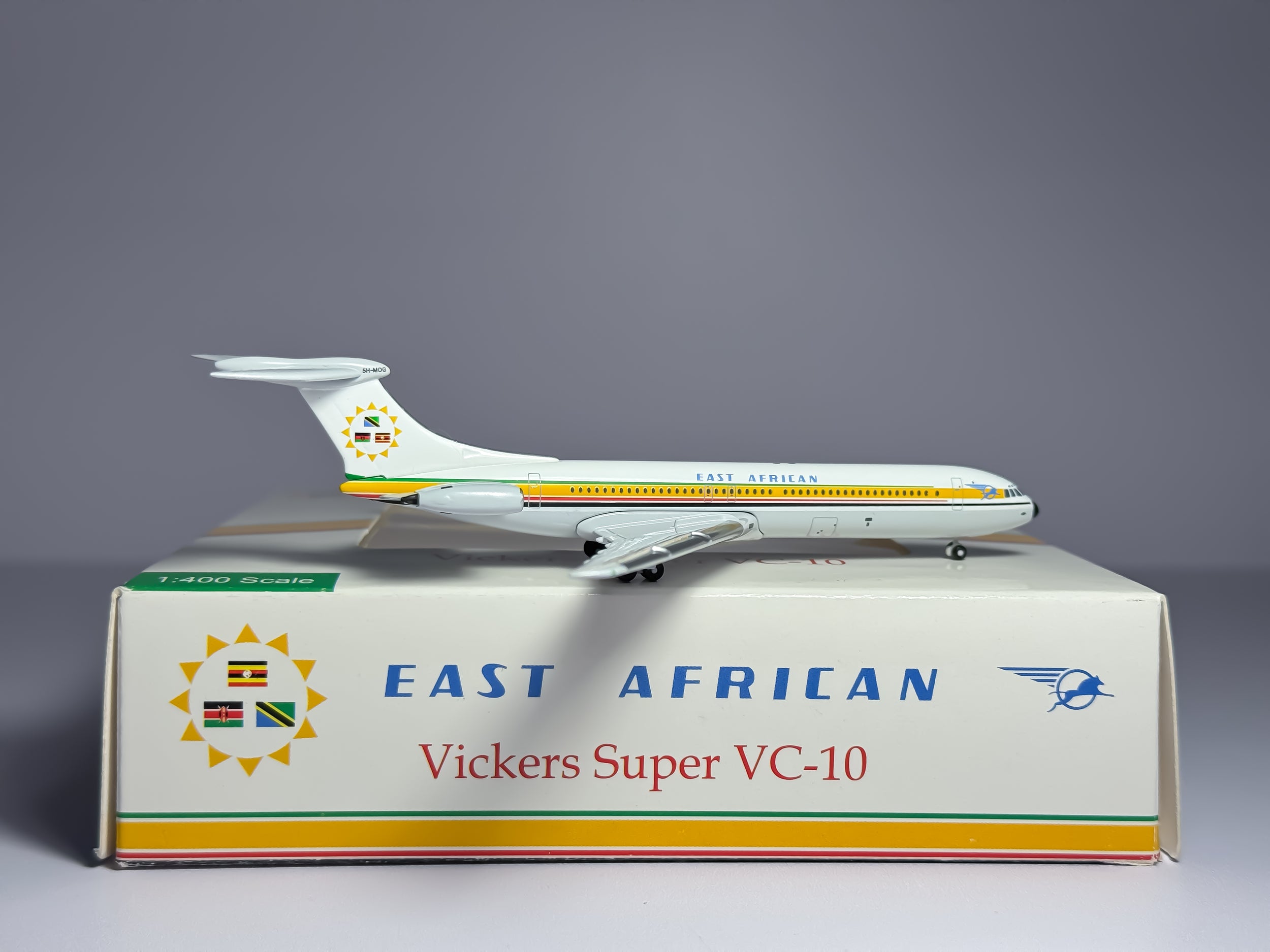 East African Airways Vickers VC-10 1:400 Aeroclassics 5H-MOG (AC5HMOG)