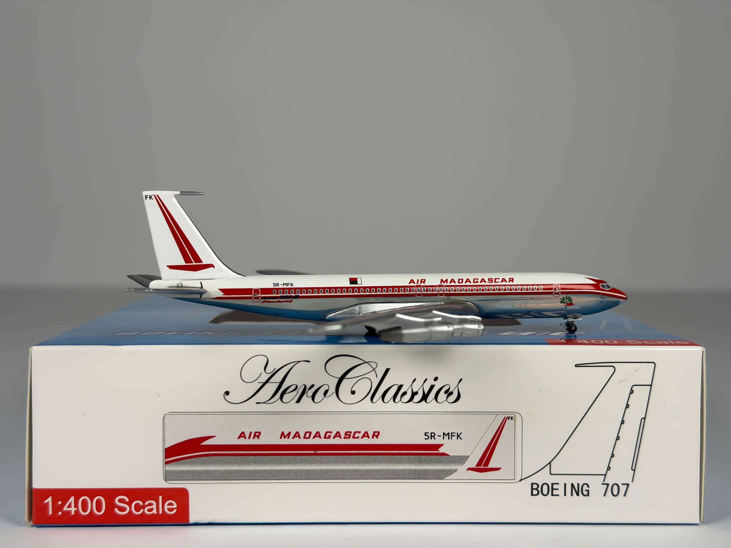 Air Madagascar Boeing 707-300 1:400 Aeroclassics 5R-MFK (AC5RMFK)