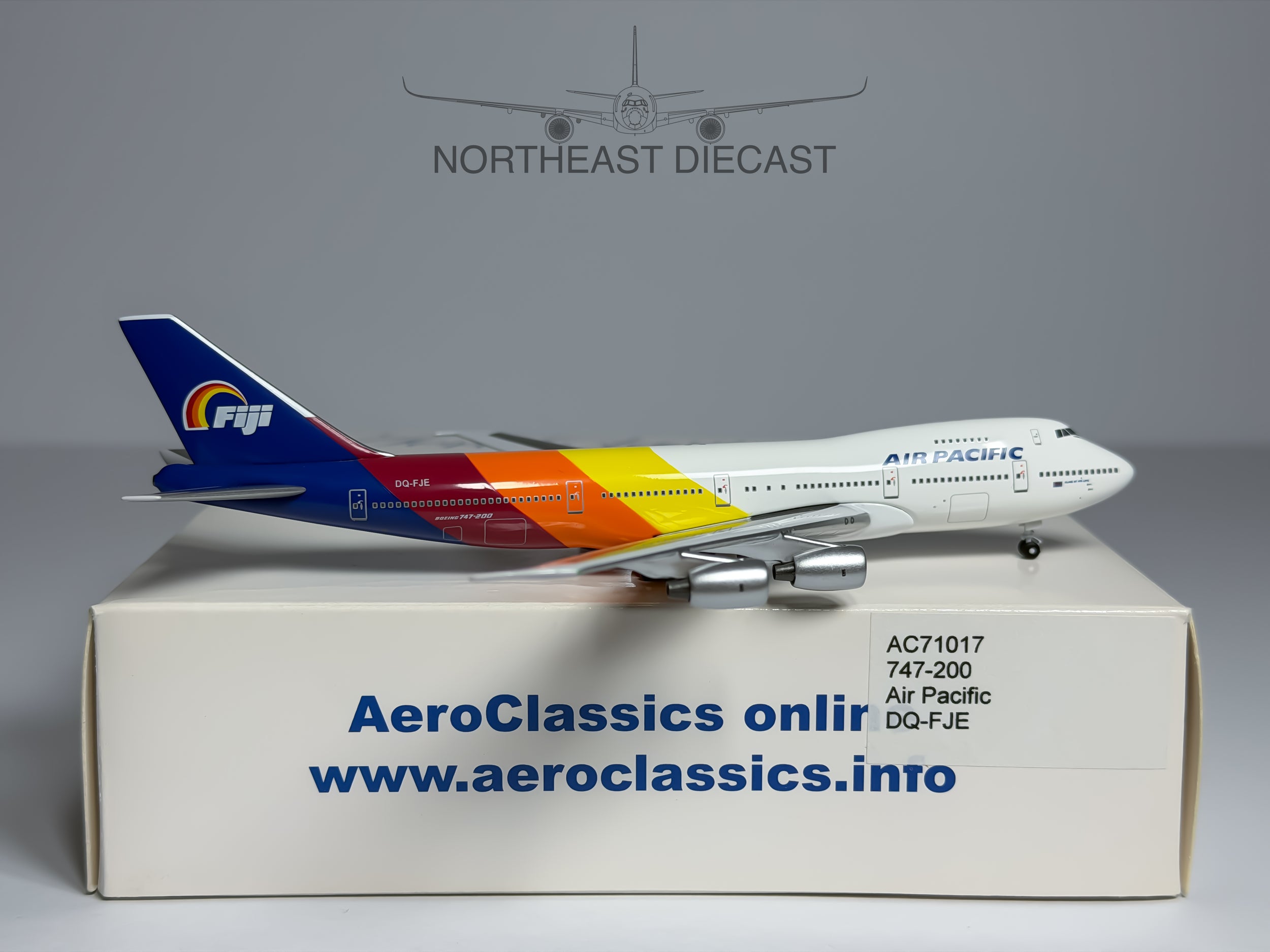 Air Pacific Boeing 747-200 1:400 Aeroclassics DQ-FJE (AC71017)