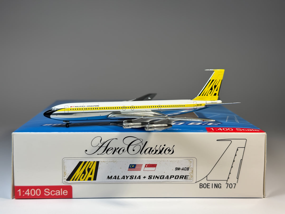 Malaysia & Singapore Boeing 707-320 1:400 Aeroclassics 9M-AQB (AC9MAQB)