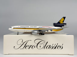 Singapore Airlines McDonnell Douglas DC-10-30 1:400 Aeroclassics 9V-SDB (AC9VSDB)
