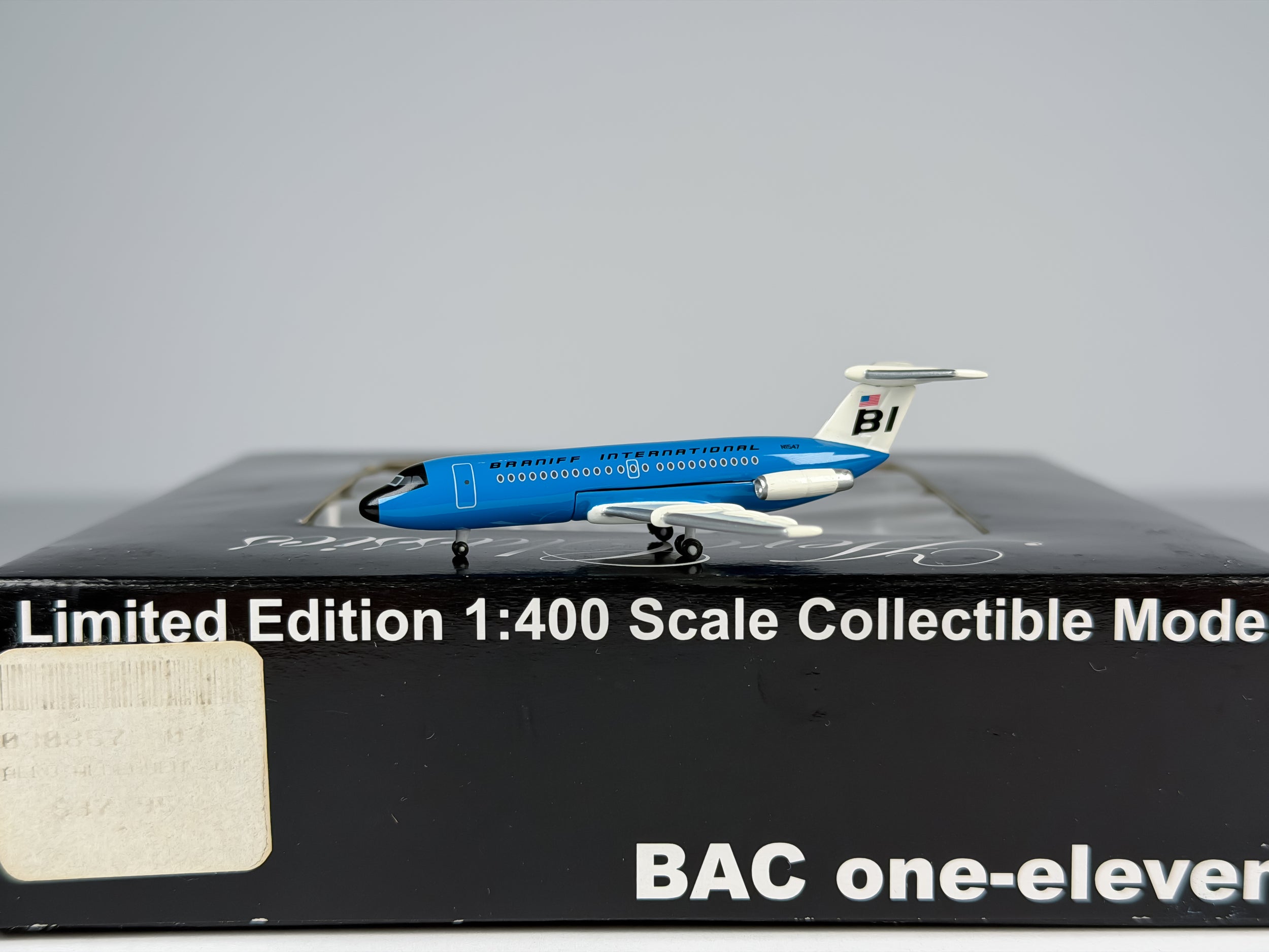Braniff International BAC 1-11 1:400 Aeroclassics N1547 (ACBNF060B)