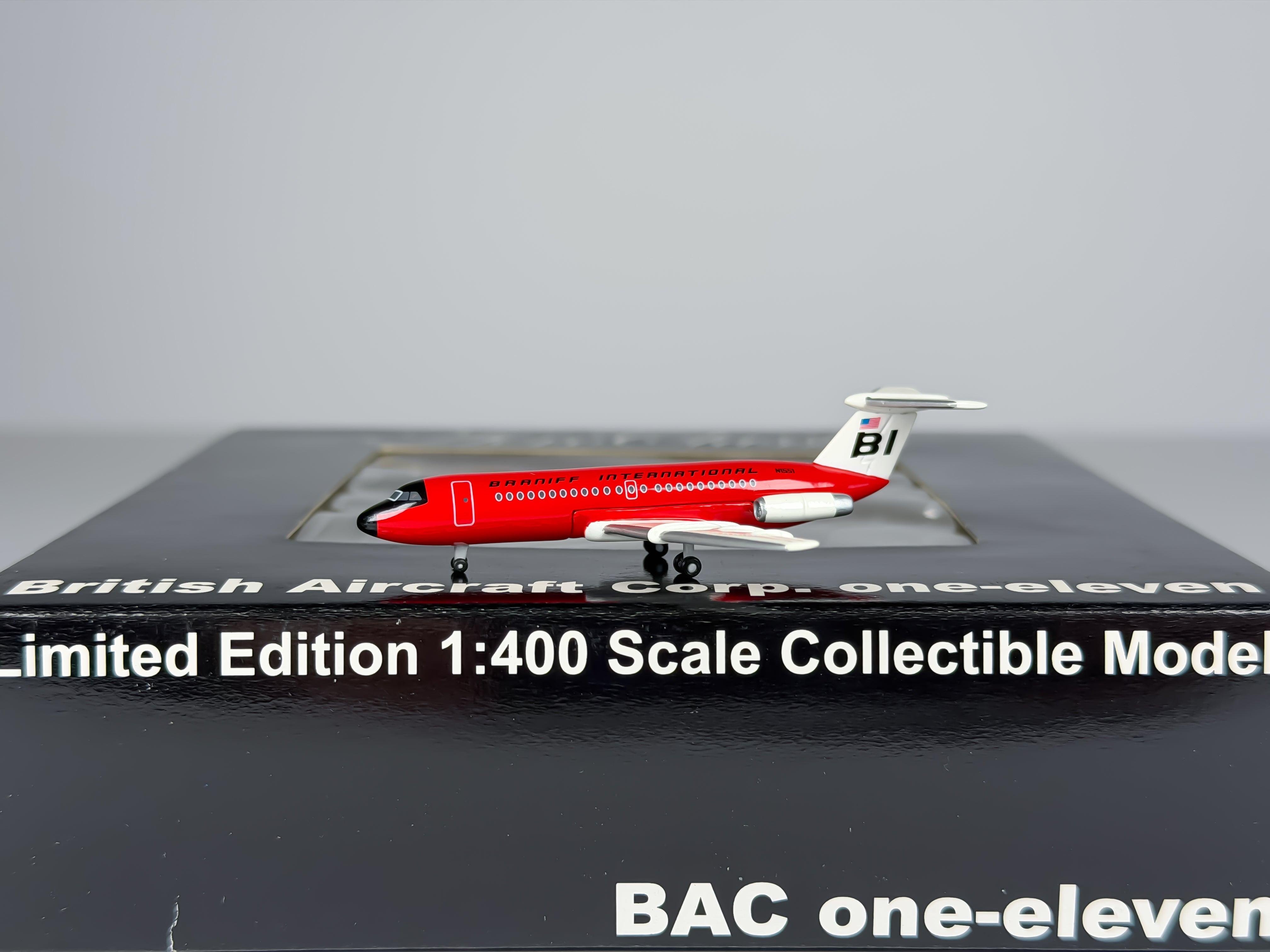 Braniff International BAC 1-11 1:400 Aeroclassics N1551 (ACBNF060H)