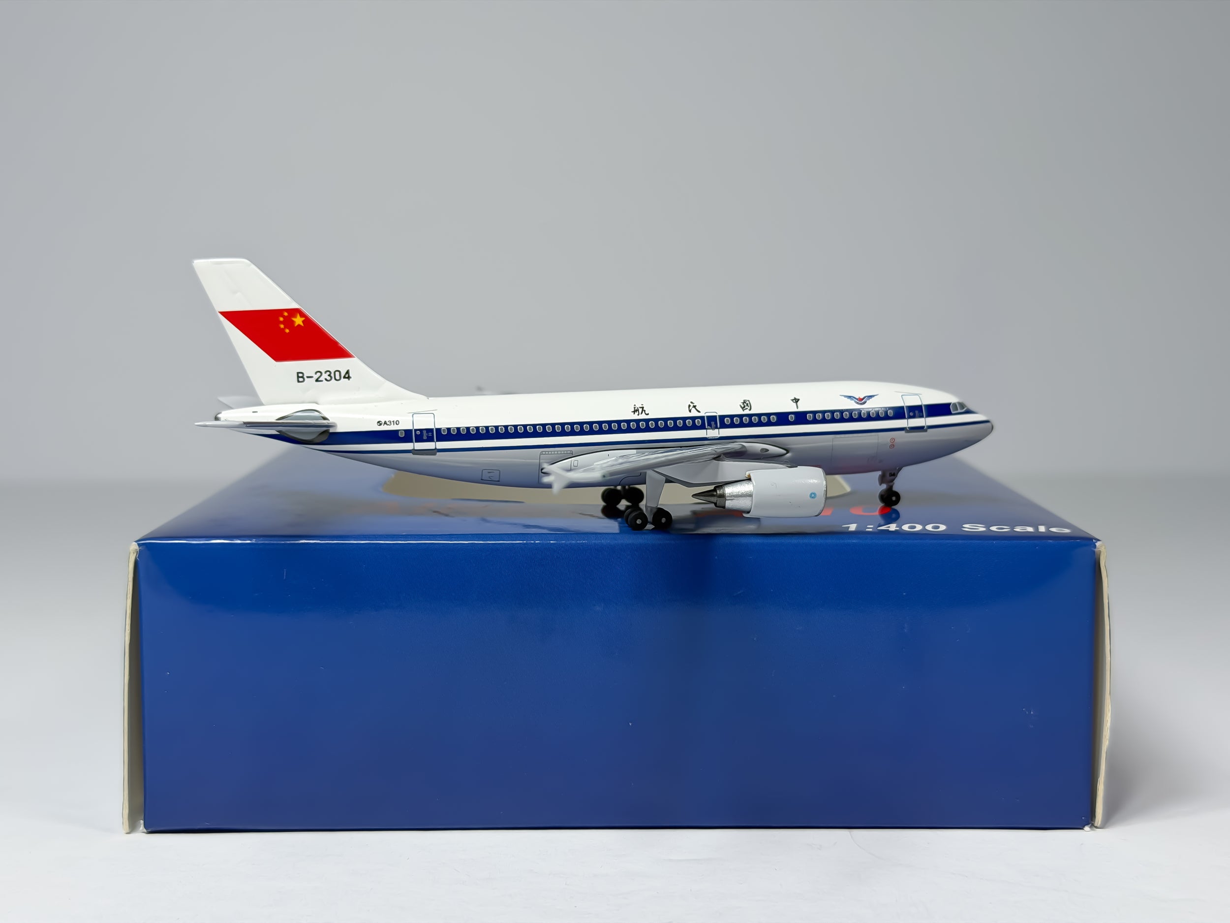 CAAC Airbus A310-300 1:400 Aeroclassics B-2304 (ACCCA1116A)