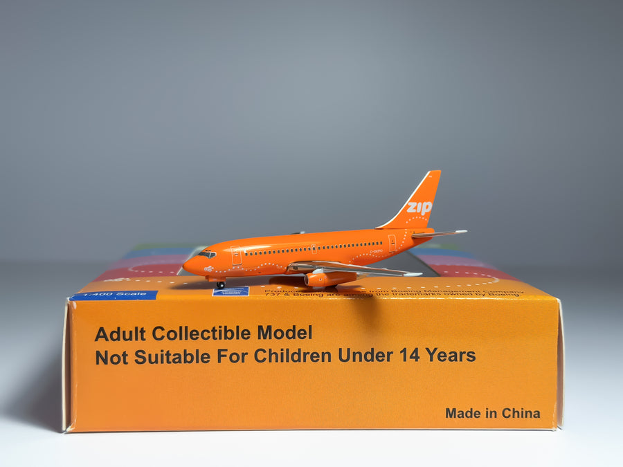 Zip Boeing 737-200 1:400 Aeroclassics C-GCPO (ACCGCPO)