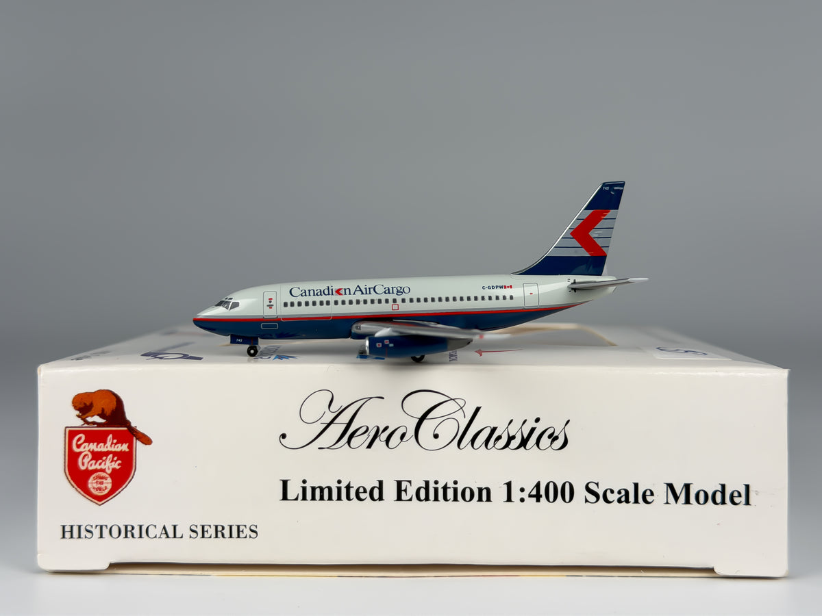Canadian Airlines Boeing 737-200 1:400 Aeroclassics C-GDPW (ACCGDPW)