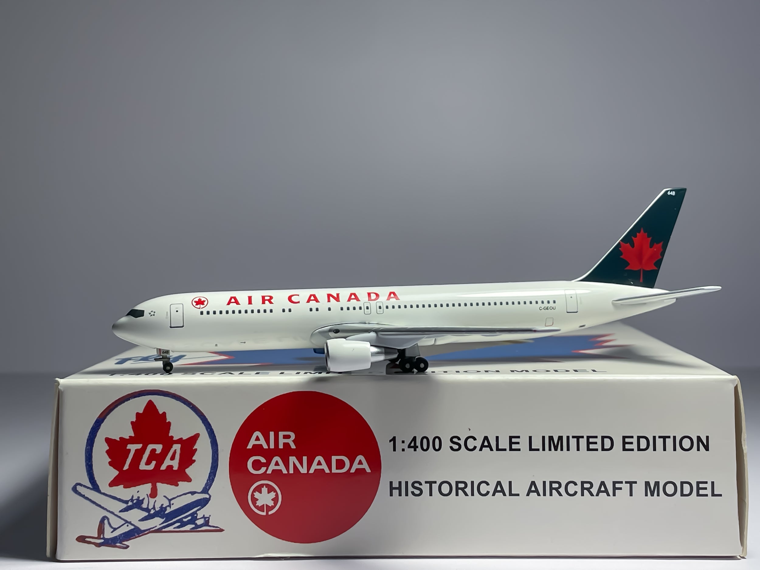Air Canada Boeing 767-300 1:400 Aeroclassics C-GEOU (ACCGEOU)