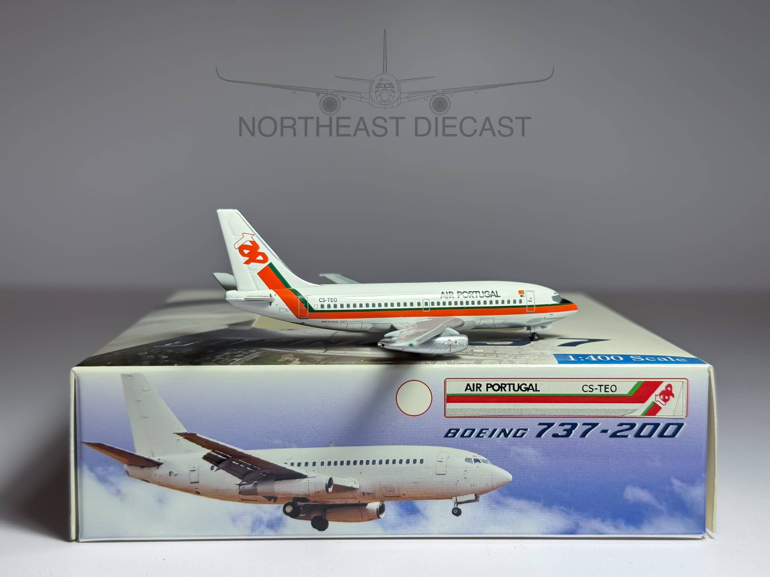 TAP Air Portugal Boeing 737-200 1:400 Aeroclassics CS-TEO (ACCSTEO)