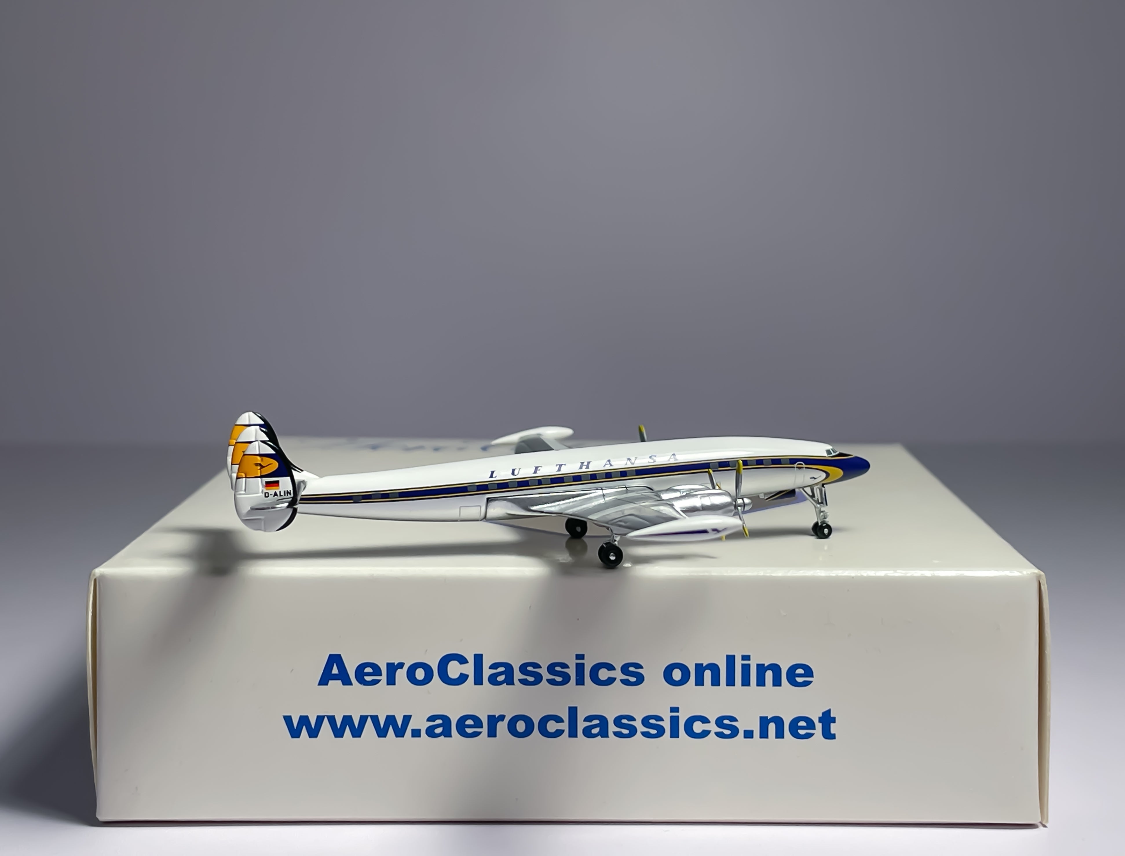 Lufthansa Lockheed L-1049 1:400 Aeroclassics D-ALIN (ACDLH092)