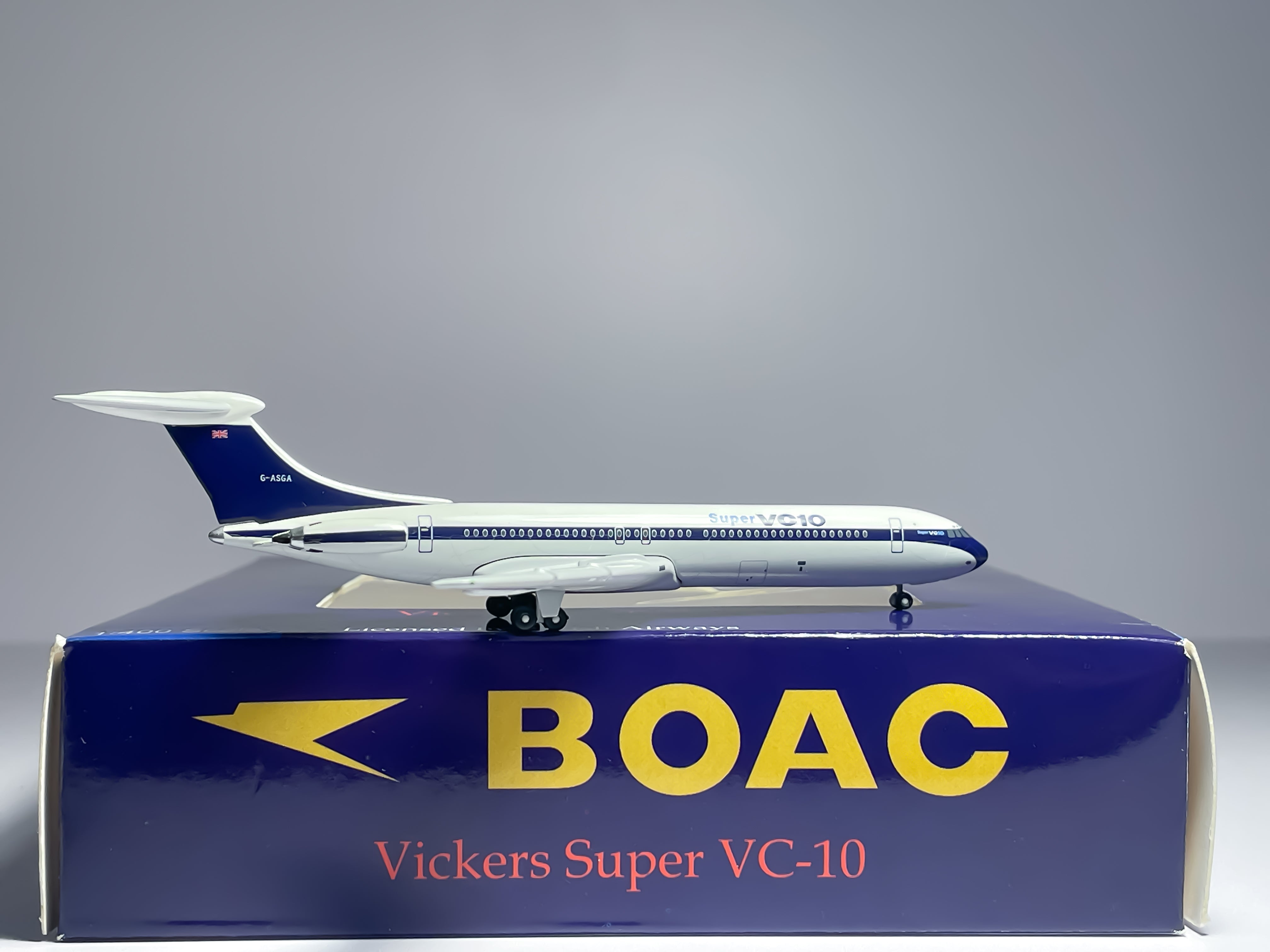 Vickers House Vickers VC-10 1:400 Aeroclassics G-ASGA (ACGASGA)