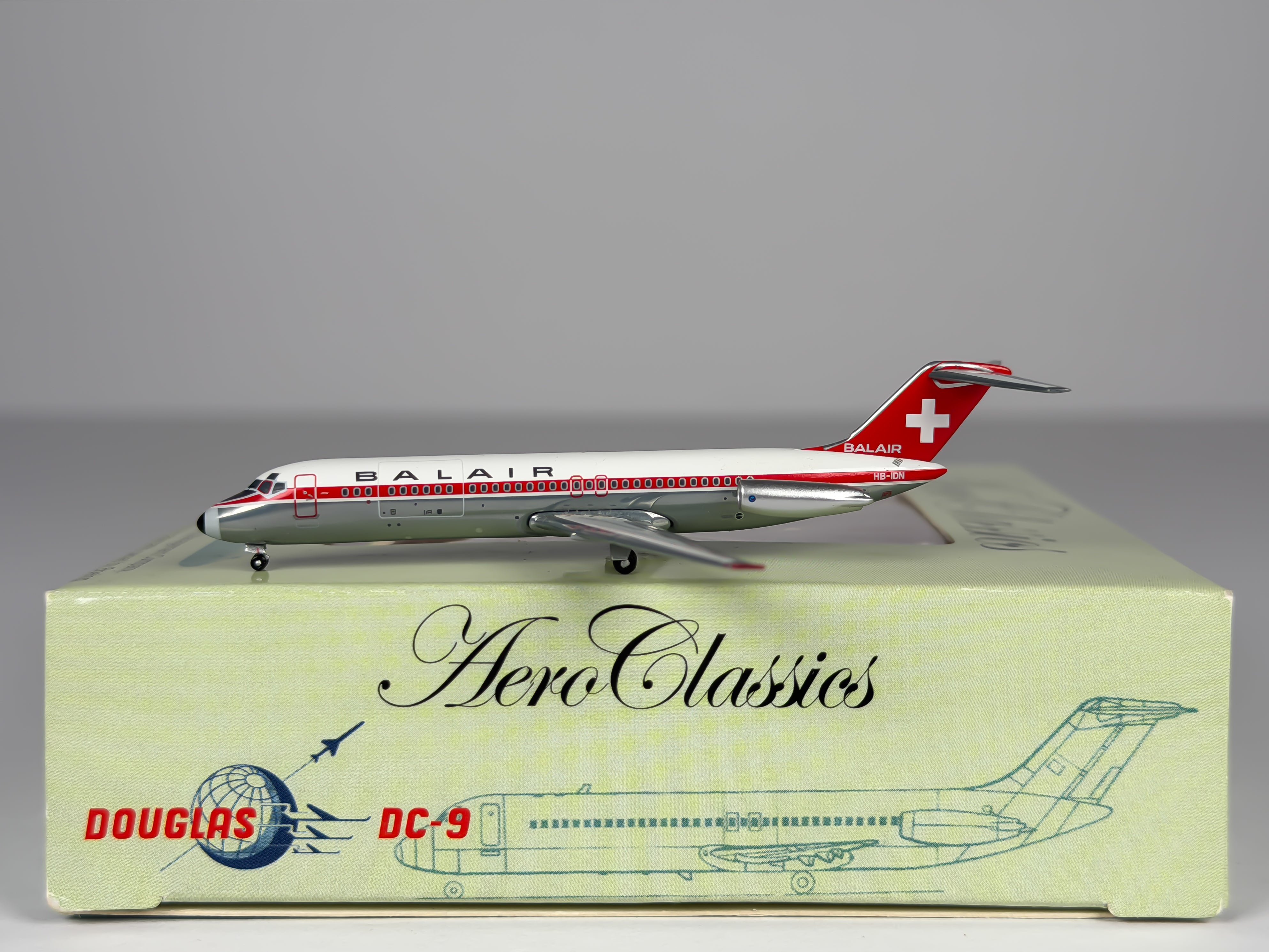 Balair Douglas DC-9-30 1:400 Aeroclassics HB-IDN (ACHBIDN)