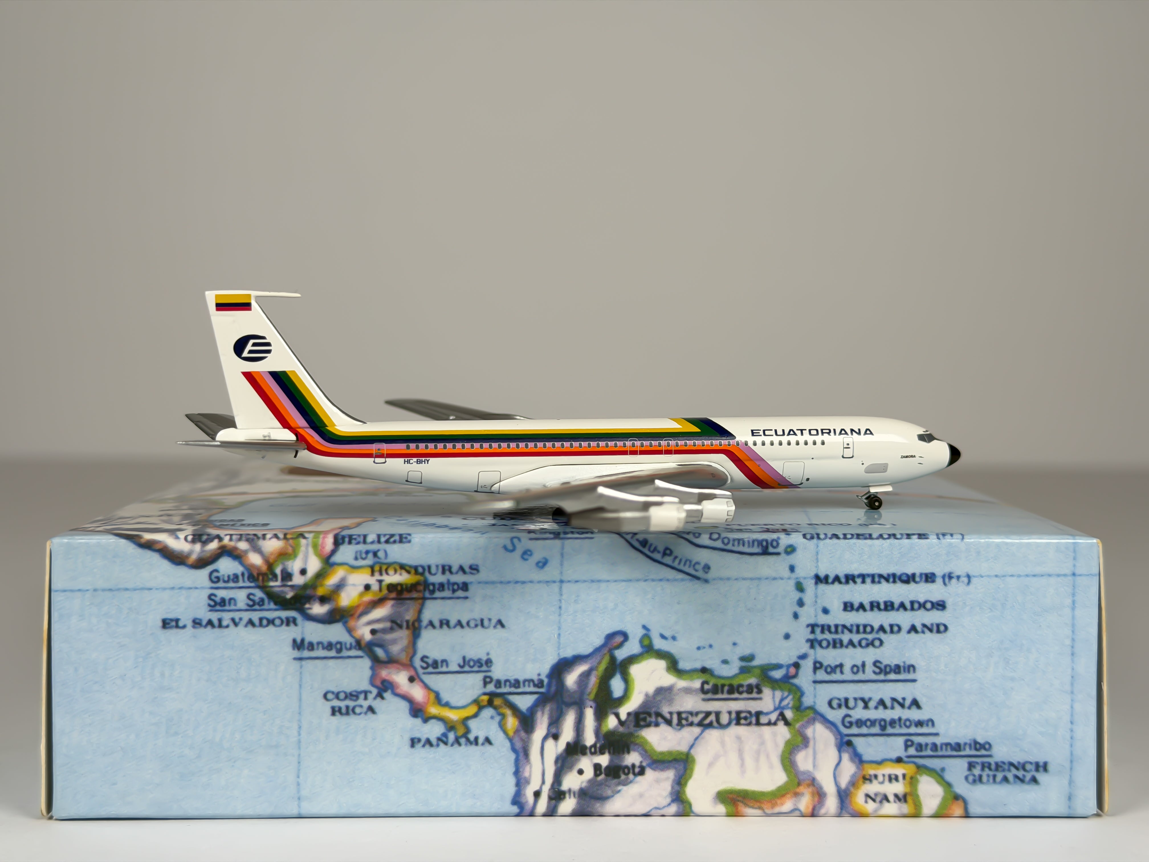 Ecuatoriana Boeing 707-300 1:400 Aeroclassics HC-BHY (ACHCBHY)
