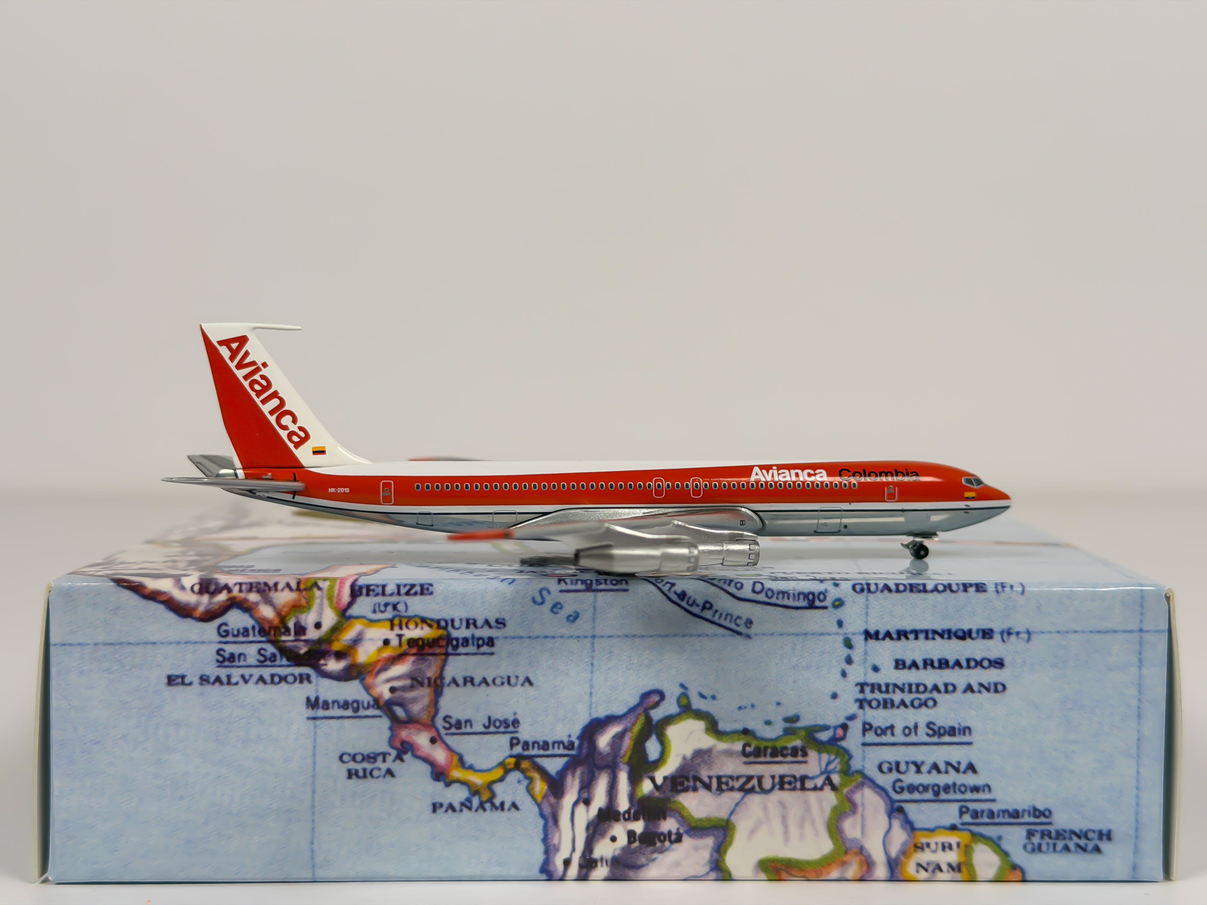 Avianca Colombia Boeing 707-300 1:400 Aeroclassics HK-2015 (ACHK2015)