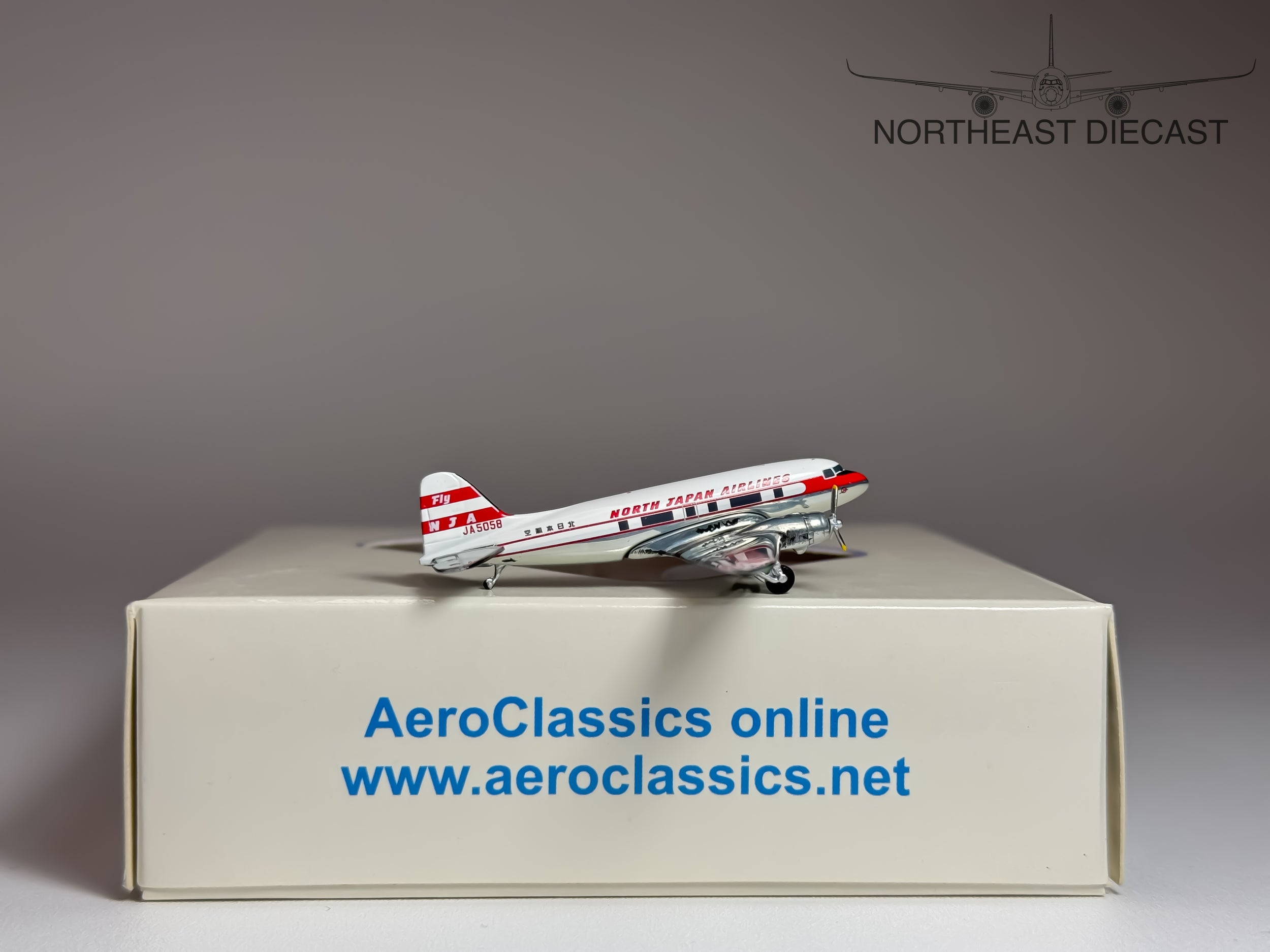 North Japan Airlines Douglas DC-3 1:400 Aeroclassics JA5058 (ACJA5058)