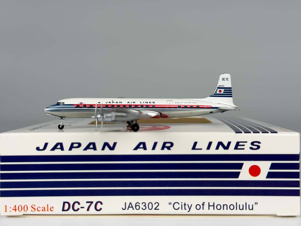 Japan Airlines (JAL) Douglas DC-7 1:400 Aeroclassics JA6302 (ACJA6302)
