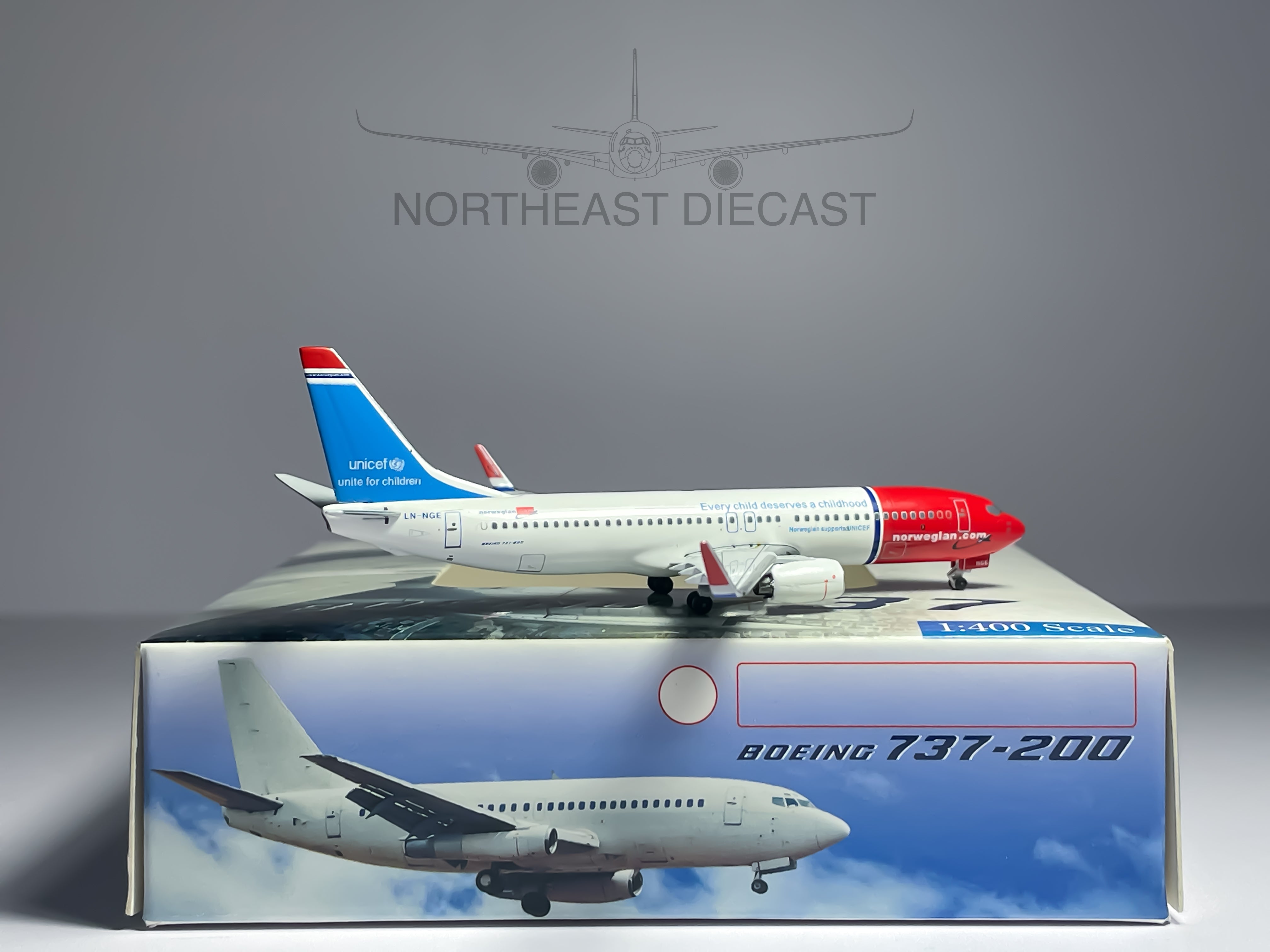 Norwegian Boeing 737-800 1:400 Aeroclassics LN-NGE (ACLNNGE)