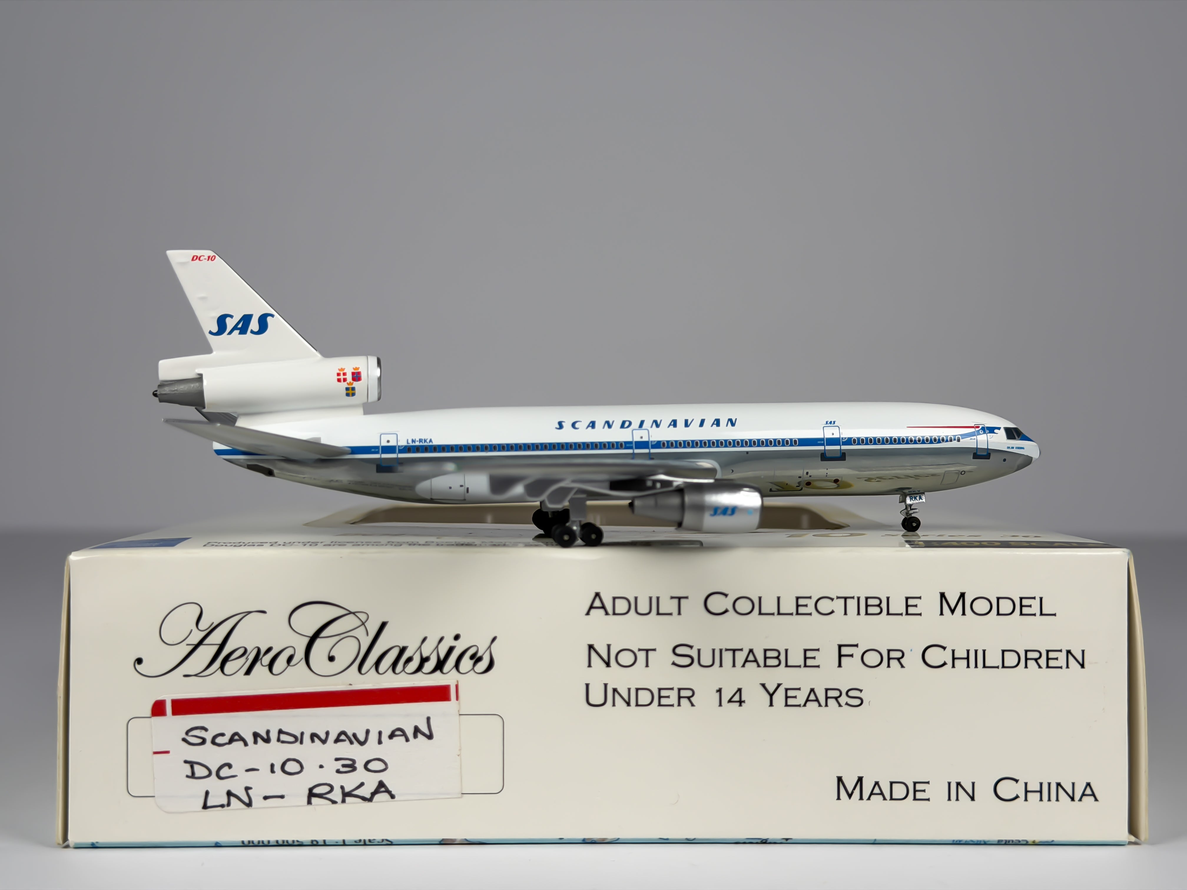 Scandinavian Airlines (SAS) McDonnell Douglas DC-10-30 1:400 Aeroclassics LN-RKA (ACLNRKA)
