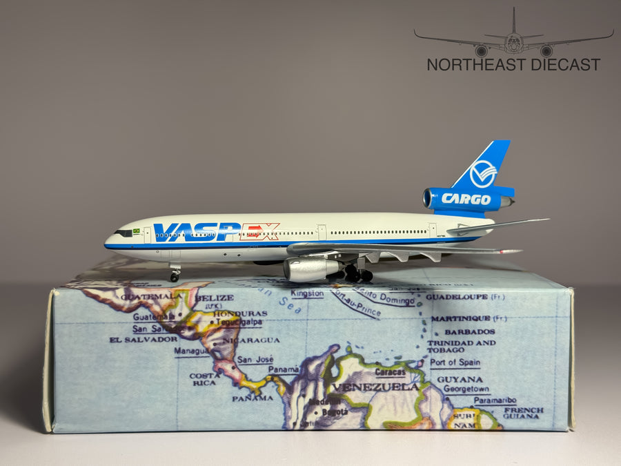VASP McDonnell Douglas DC-10-30F 1:400 Aeroclassics N107WA (ACN107WA)
