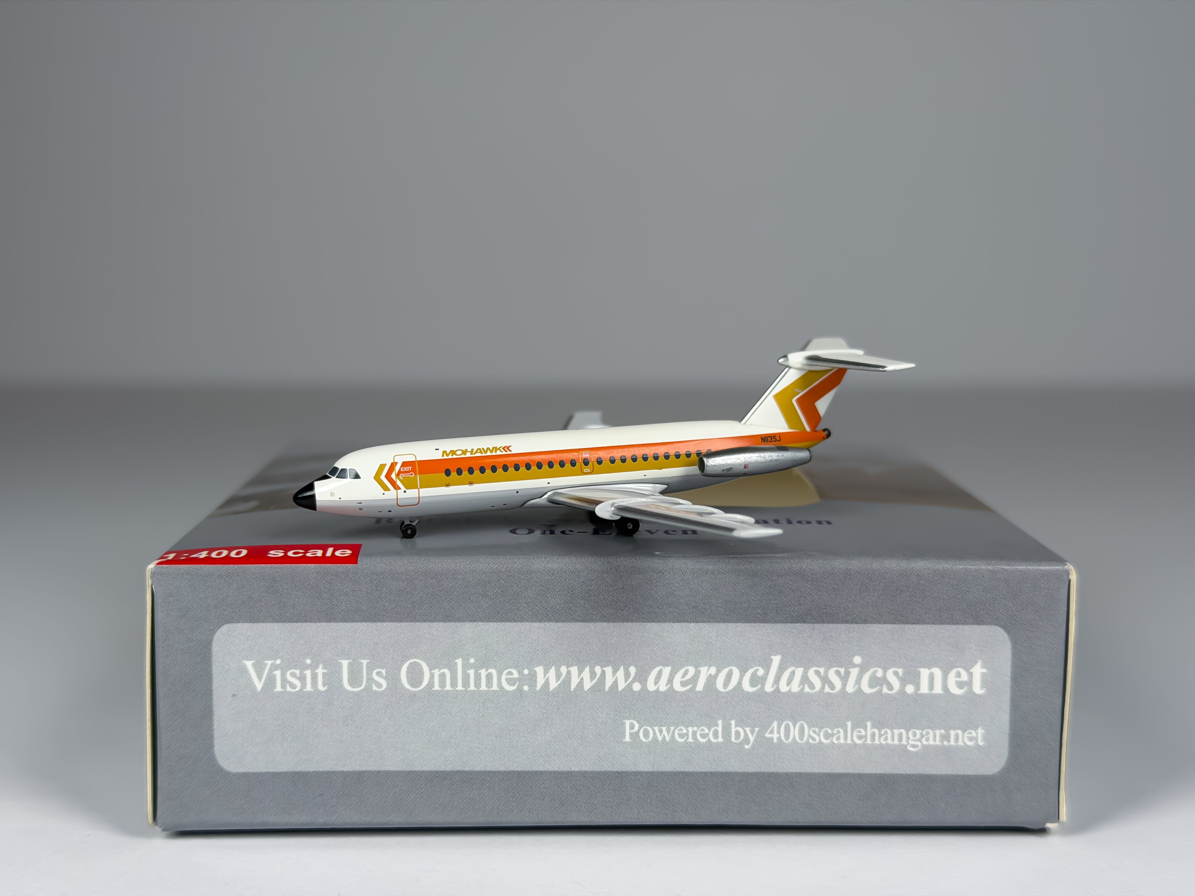 Mohawk BAC 1-11 1:400 Aeroclassics N1135J (ACN1135J)