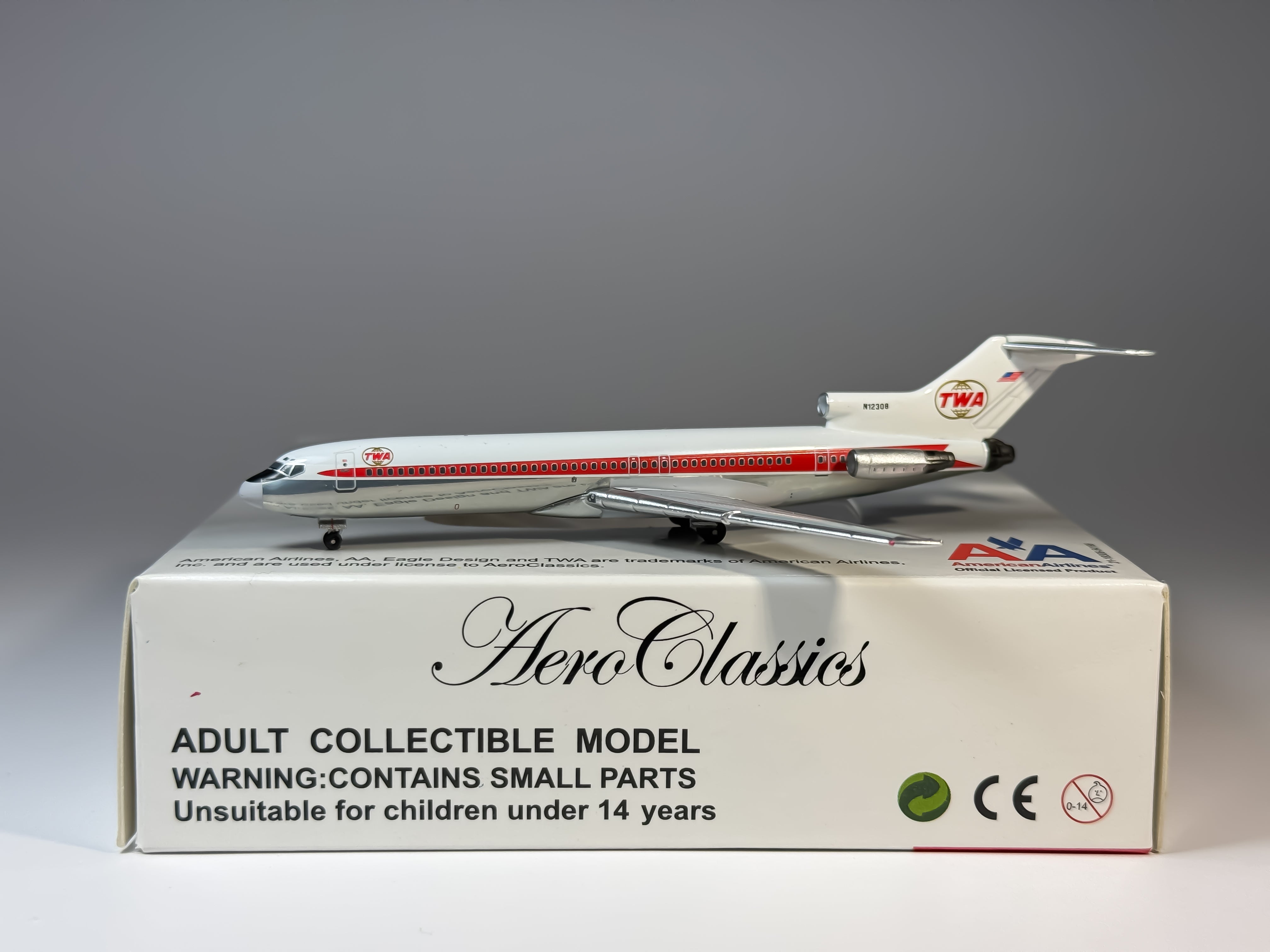 Trans World Airlines (TWA) Boeing 727-200 1:400 Aeroclassics N12308 (ACN12308)