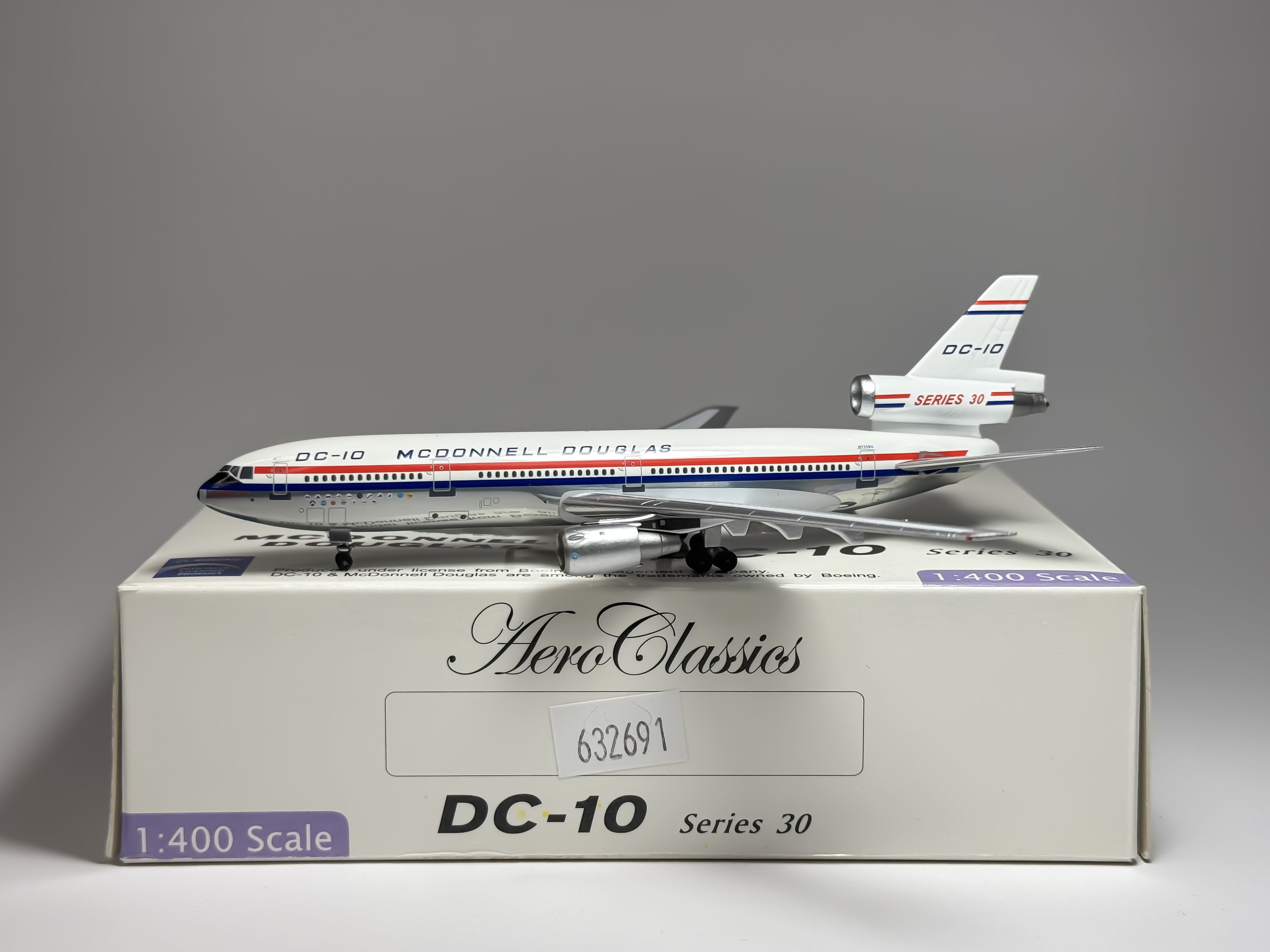 McDonnell Douglas House McDonnell Douglas DC-10-30 1:400 Aeroclassics N1339U (ACN1339U)