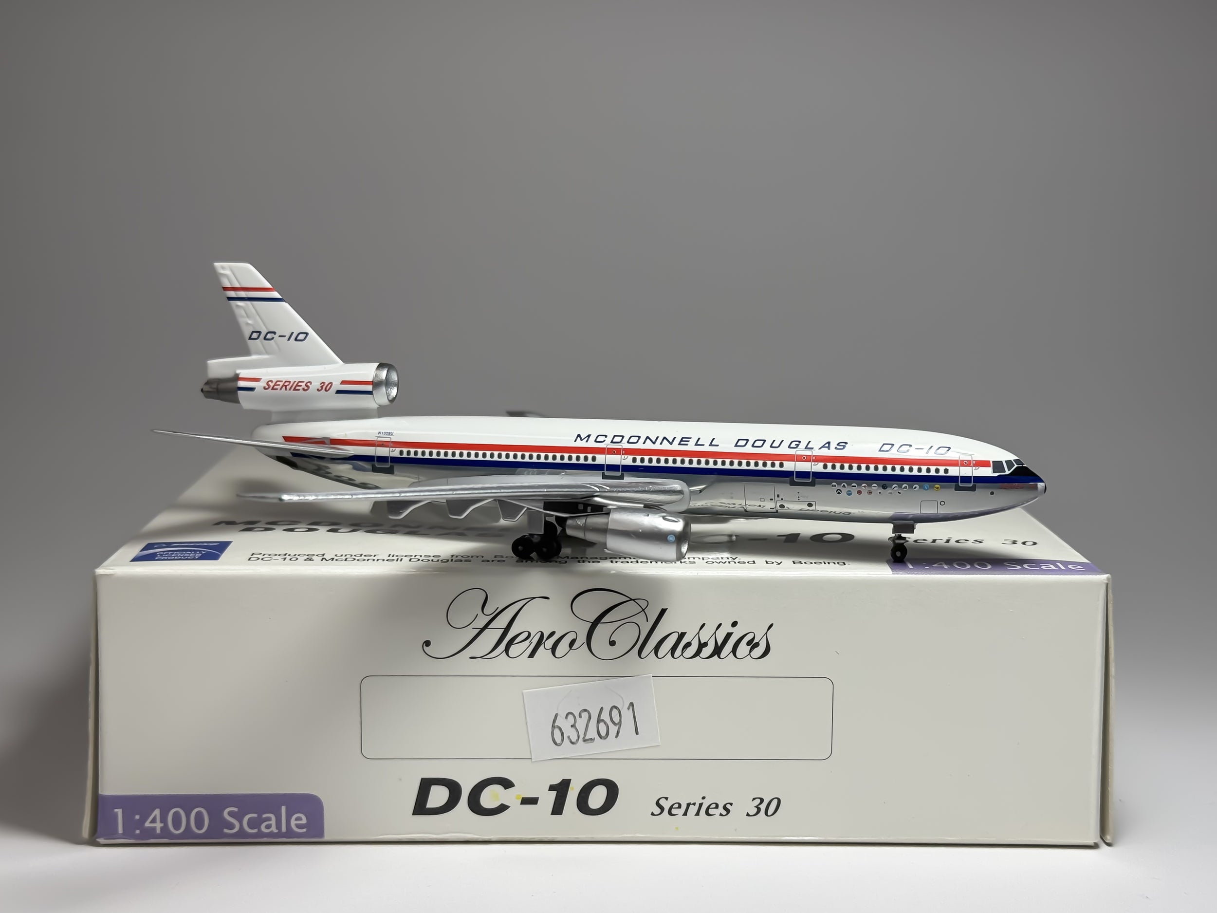 McDonnell Douglas House McDonnell Douglas DC-10-30 1:400 Aeroclassics N1339U (ACN1339U)