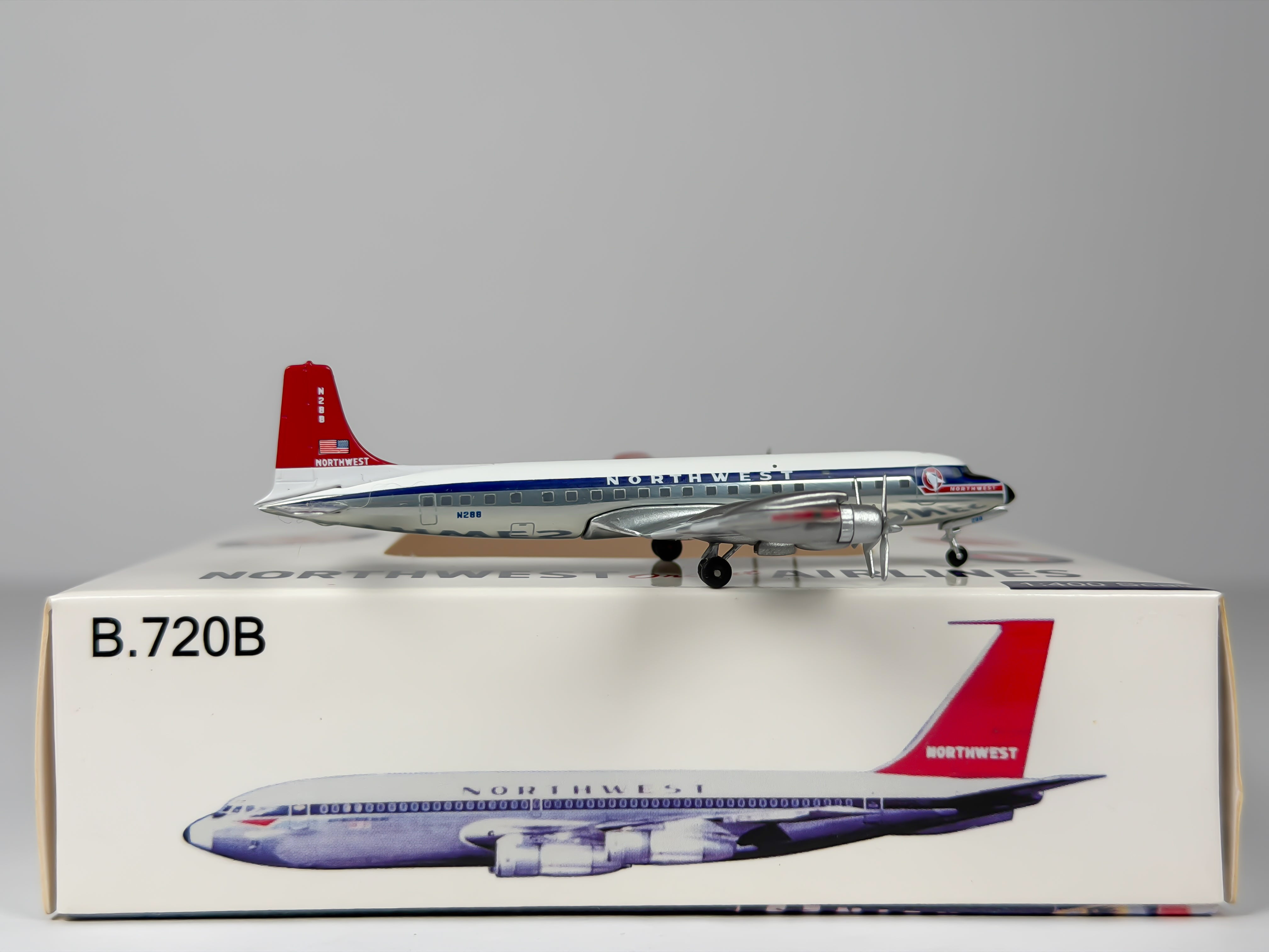 Northwest Airlines Douglas DC-7 1:400 Aeroclassics N288 (ACN288)