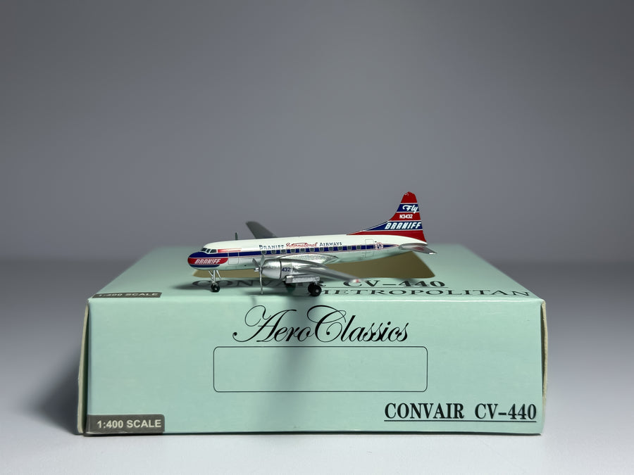 Braniff International Convair CV-440 1:400 Aeroclassics N3432 (ACN3432)