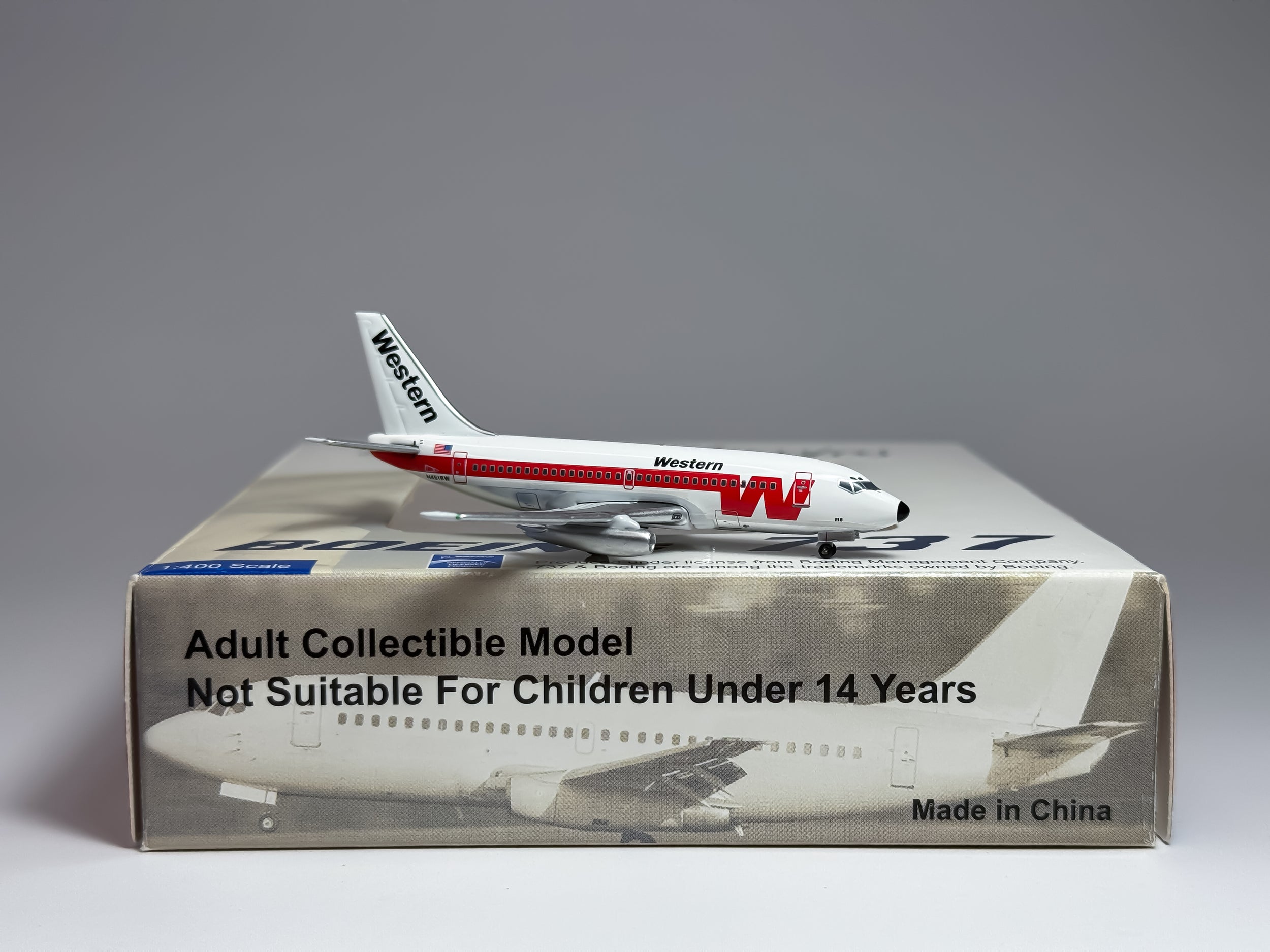 Western Airlines Boeing 737-200 1:400 Aeroclassics N4518W (ACN4518W)