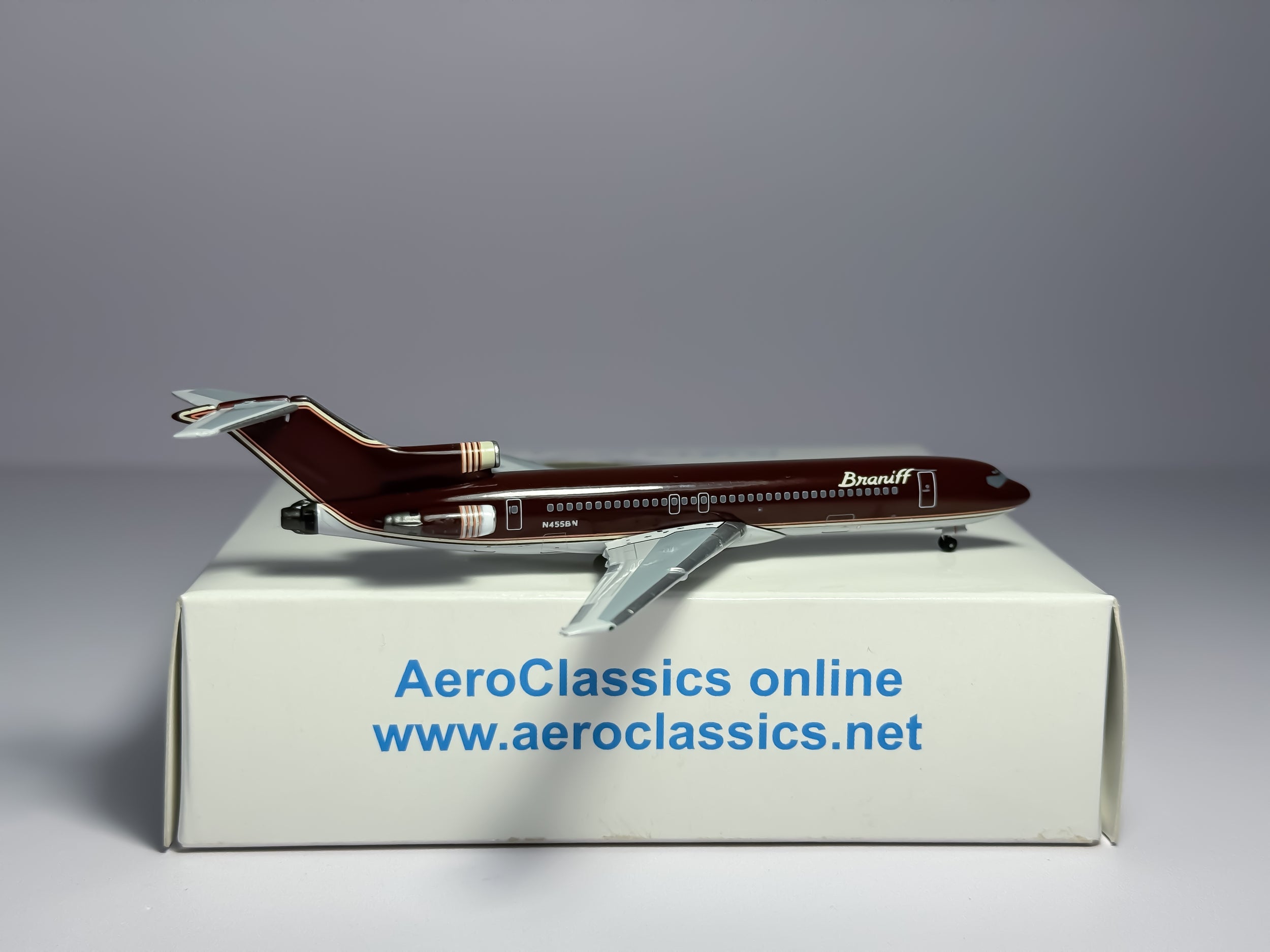 Braniff International Boeing 727-200 1:400 Aeroclassics N455BN (ACN455BN)