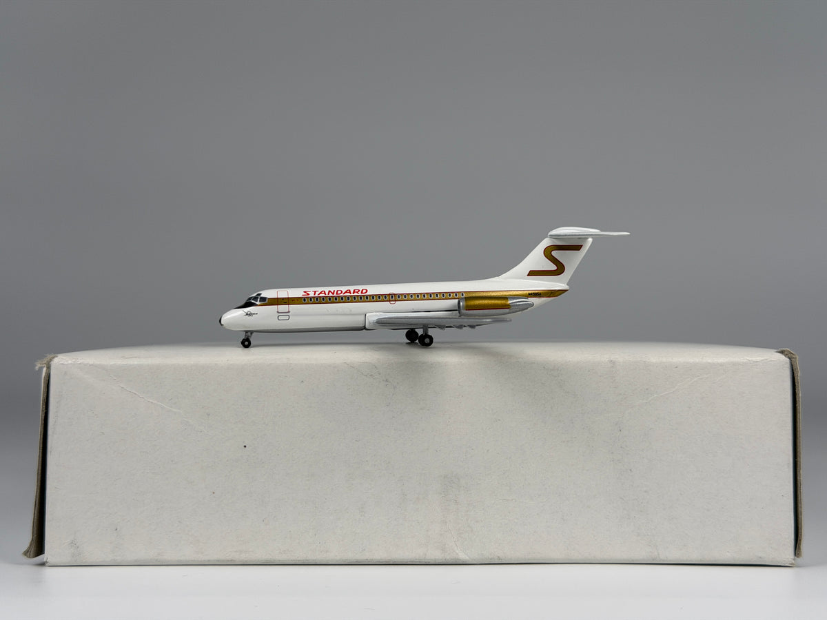Standard Douglas DC-9-15 1:400 Aeroclassics N4905A (ACN4905A)