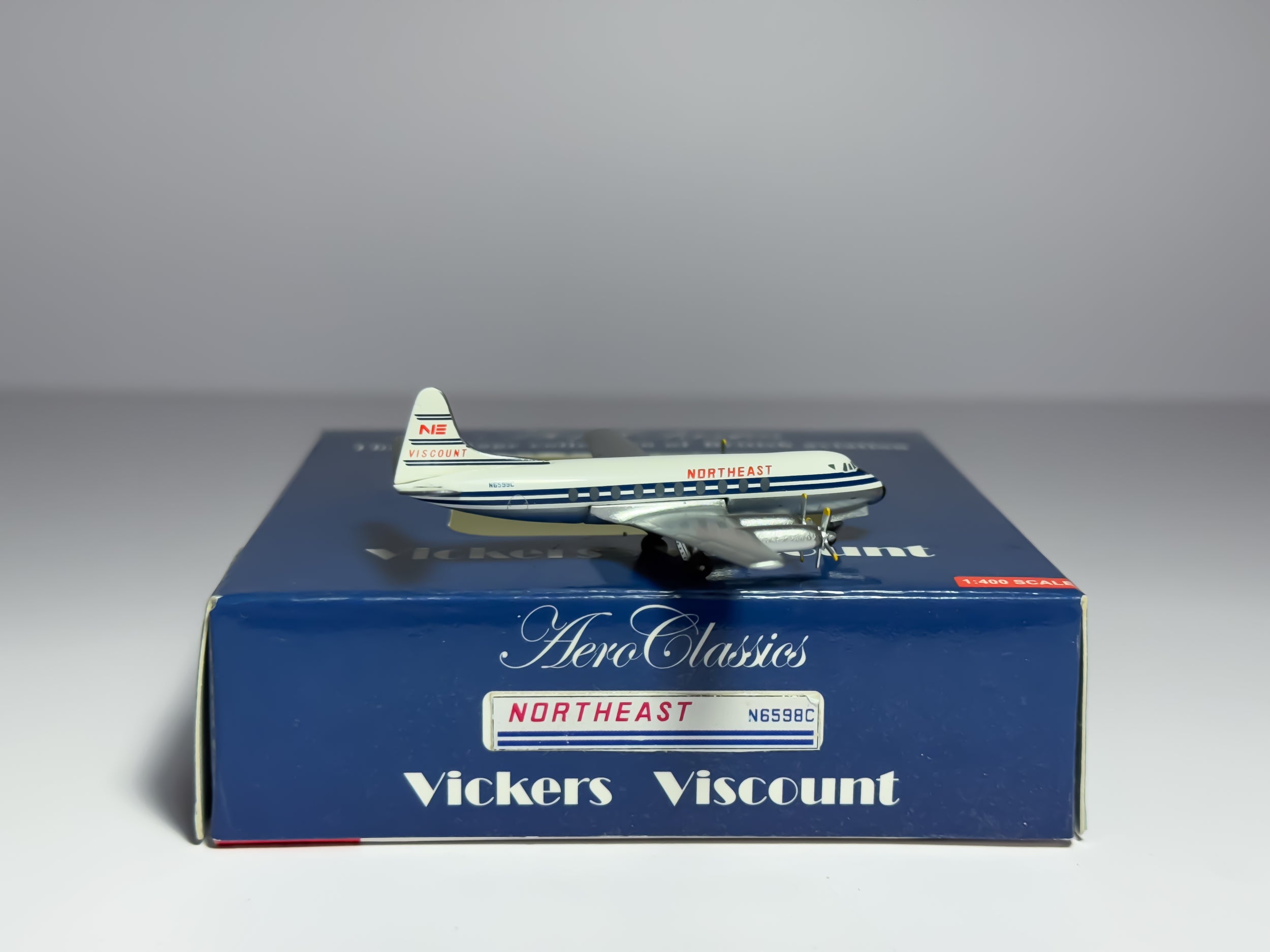 Northeast Airlines Vickers Viscount 700 1:400 Aeroclassics N6599C (ACN6599C)