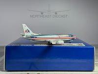 American Airlines Boeing 737-300 1:400 Aeroclassics N678AA (ACN678AA)
